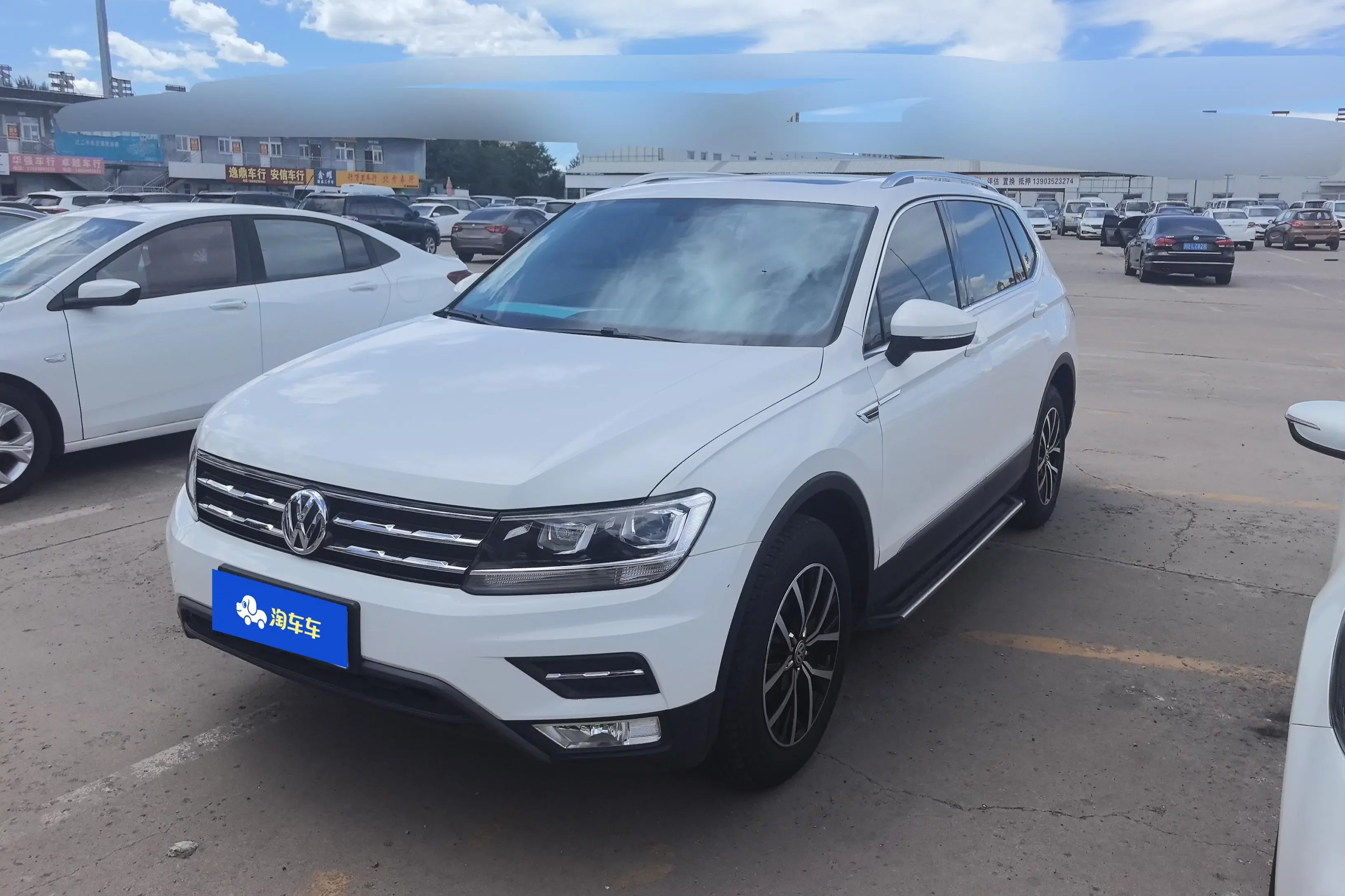 Volkswagen Tiguan L