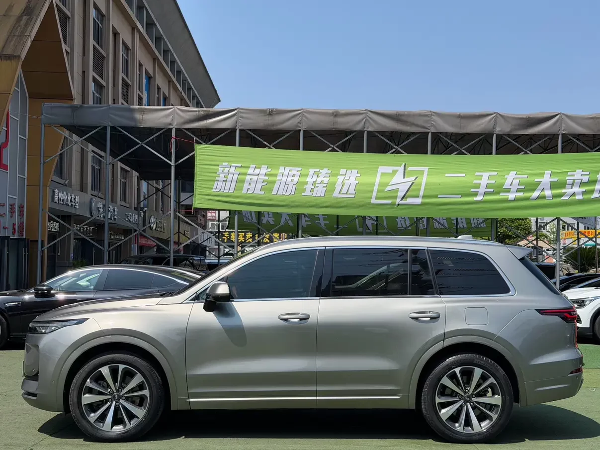 Lixiang ONE