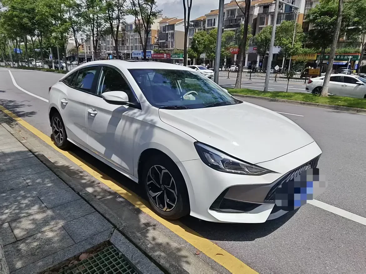 MG 5