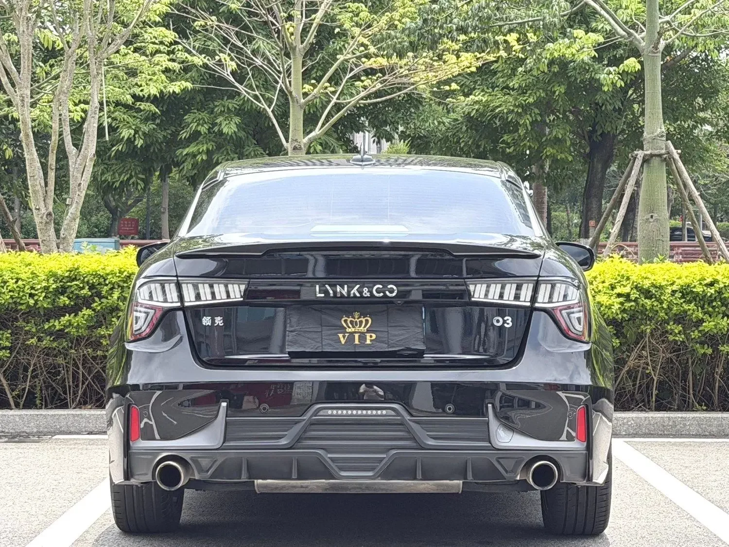 Lynk & Co 03