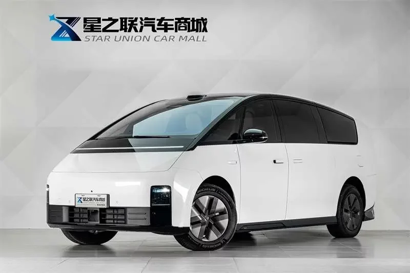 Lixiang MEGA