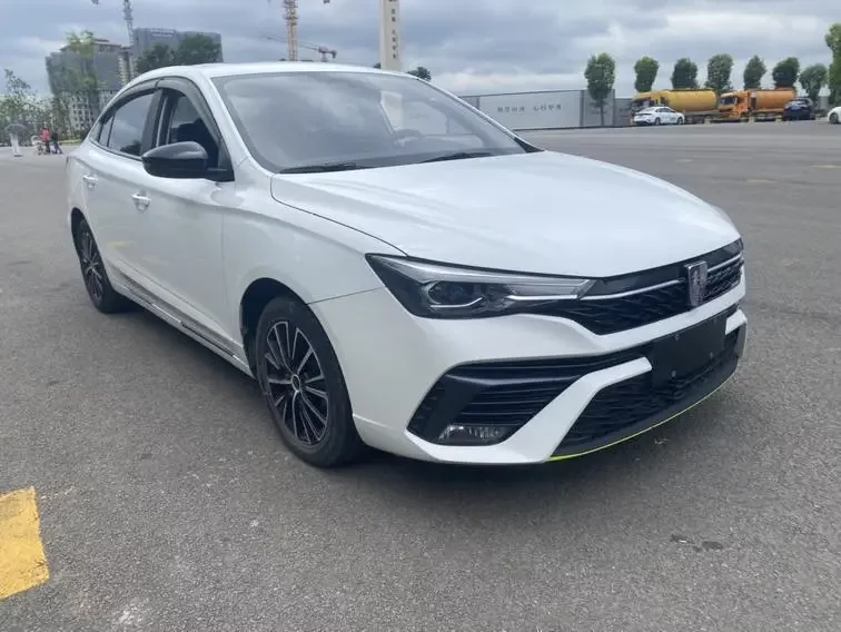 Roewe i5