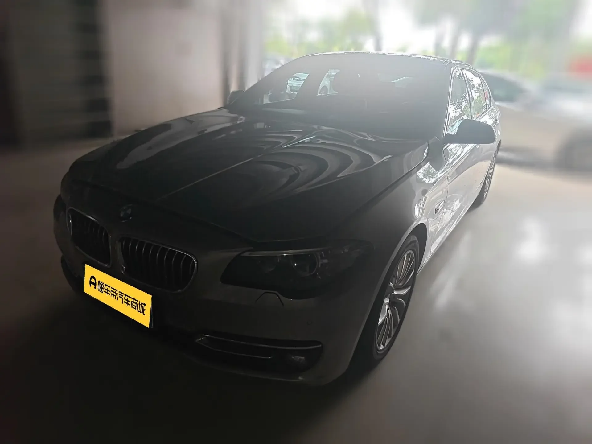 BMW 5 Series  из Китая