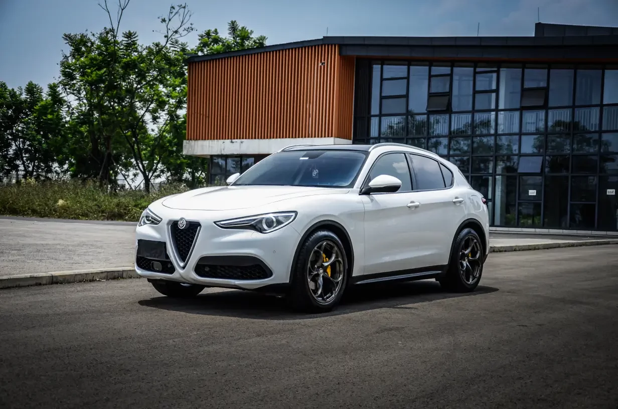 Alfa romeo Stelvio  из Китая