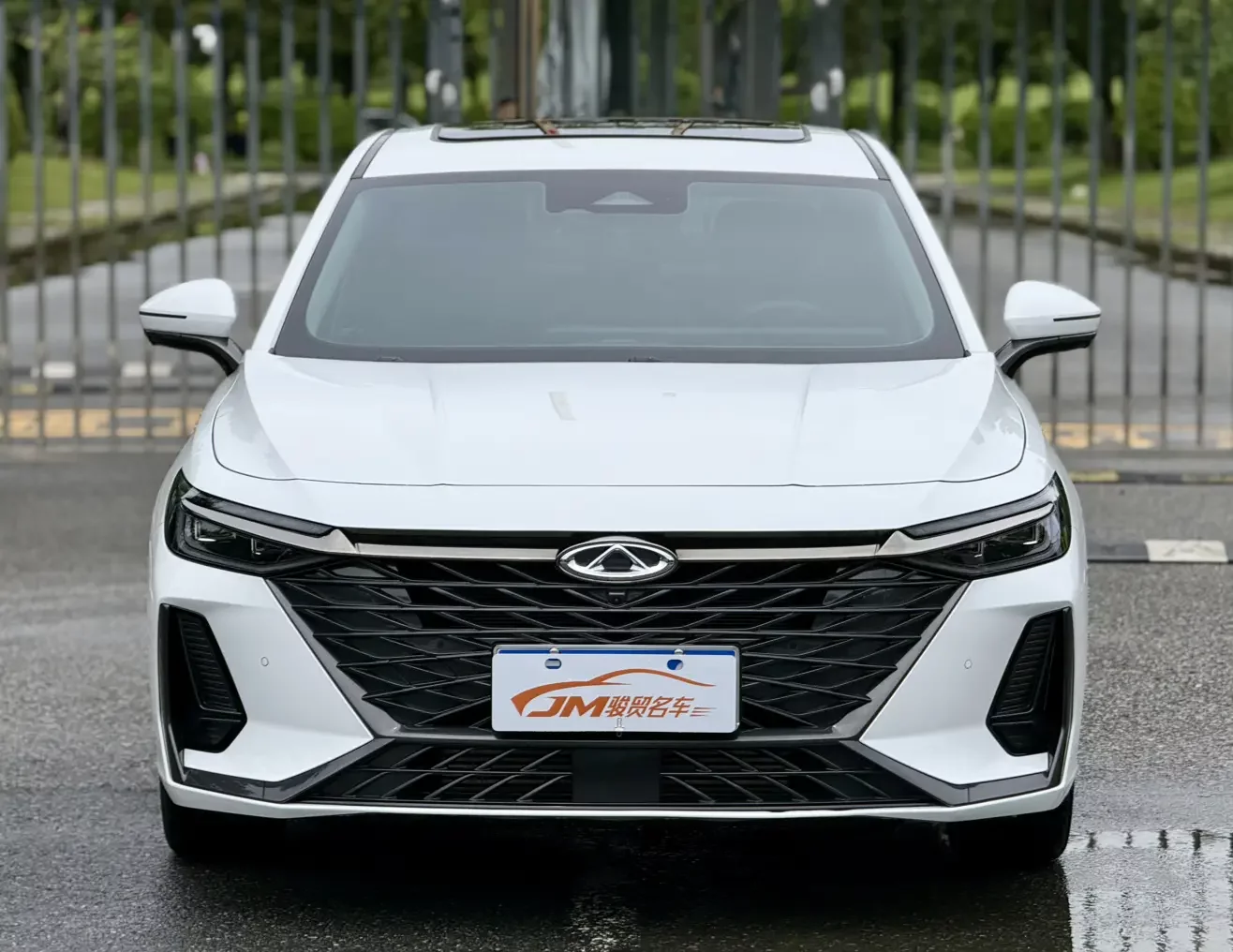 Chery Arrizo 8