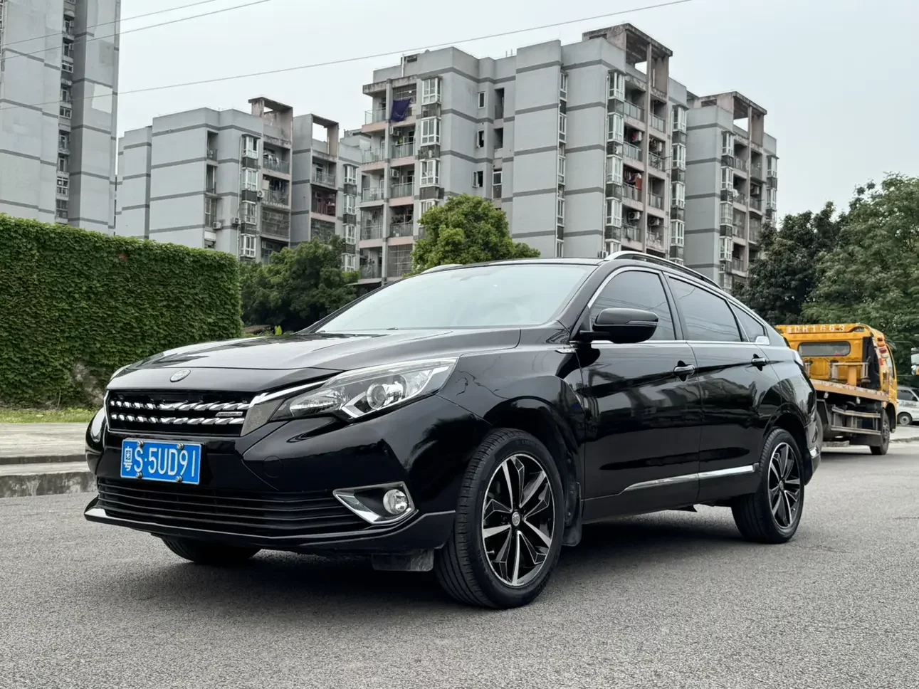 Kai Chen Venucia T90