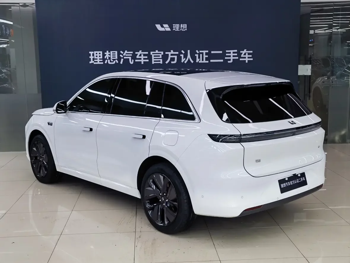 Lixiang L6