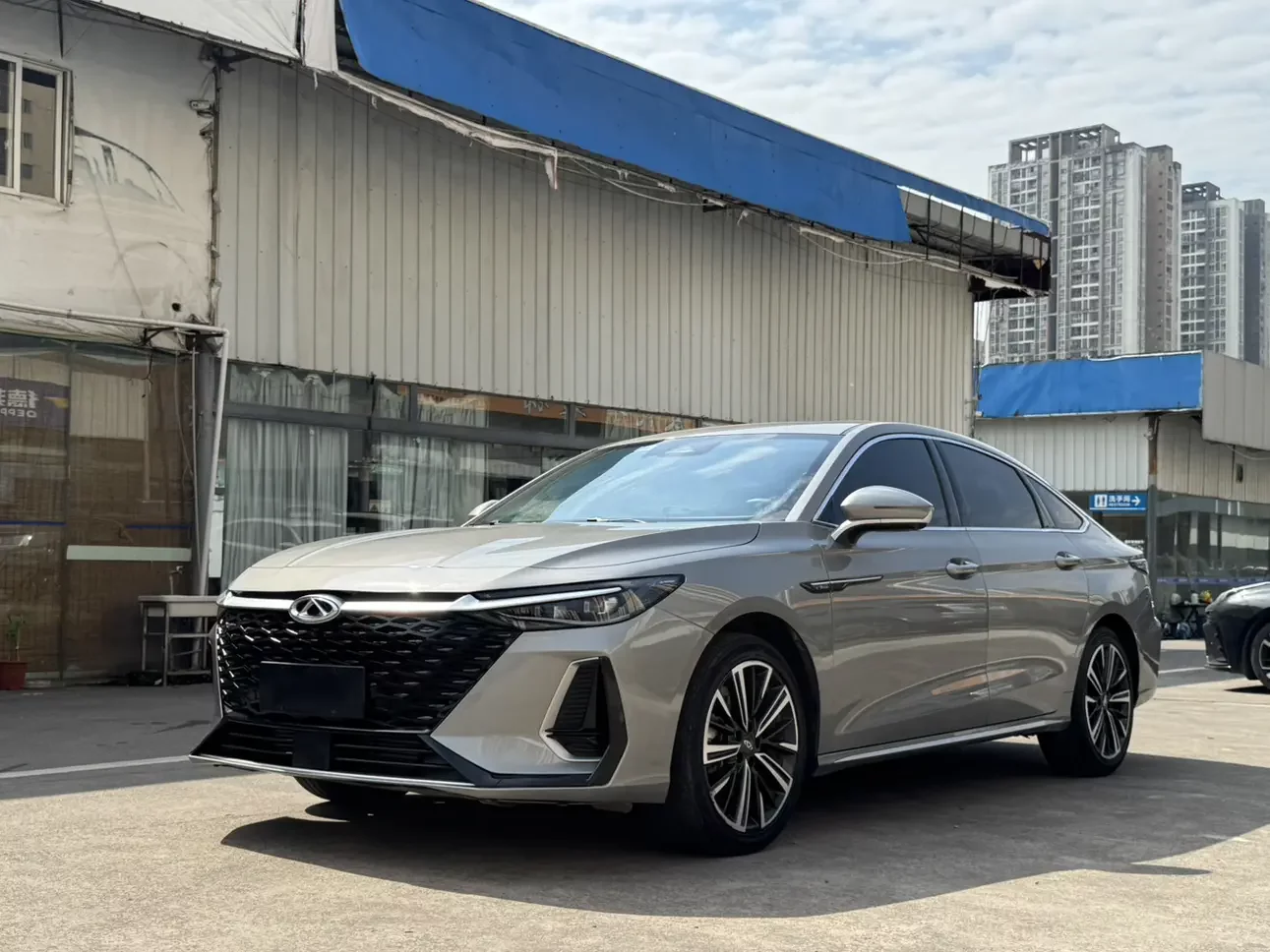 Chery Arrizo 8