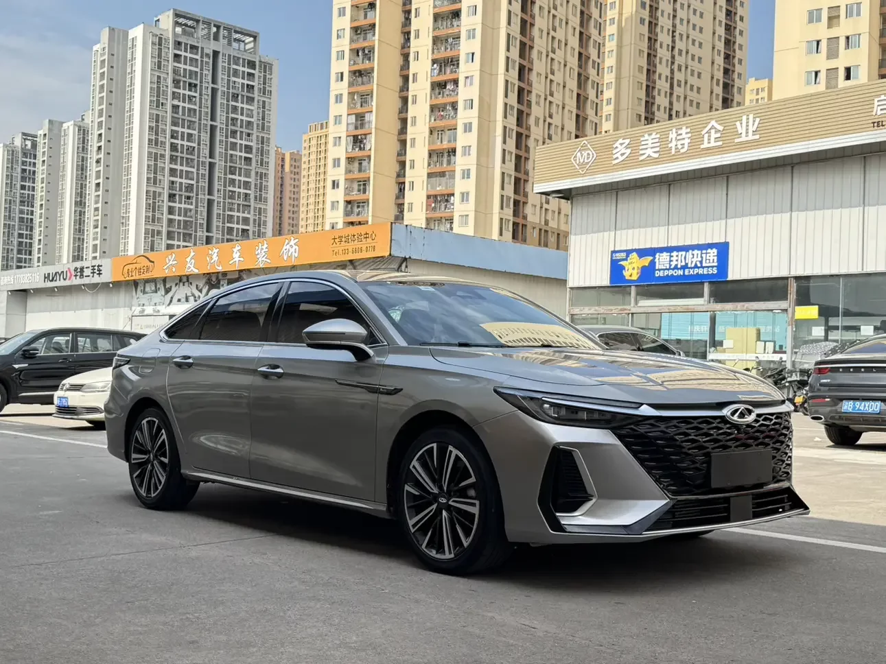 Chery Arrizo 8
