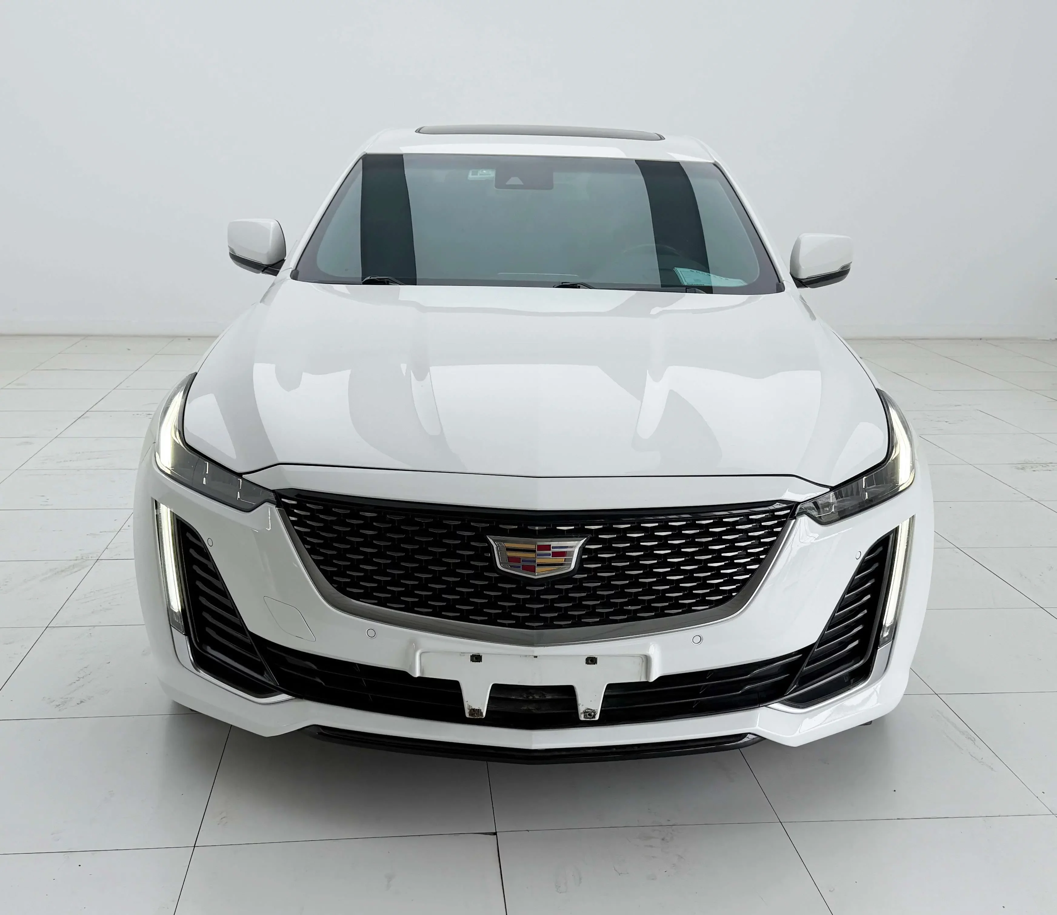 Cadillac CT5  из Китая