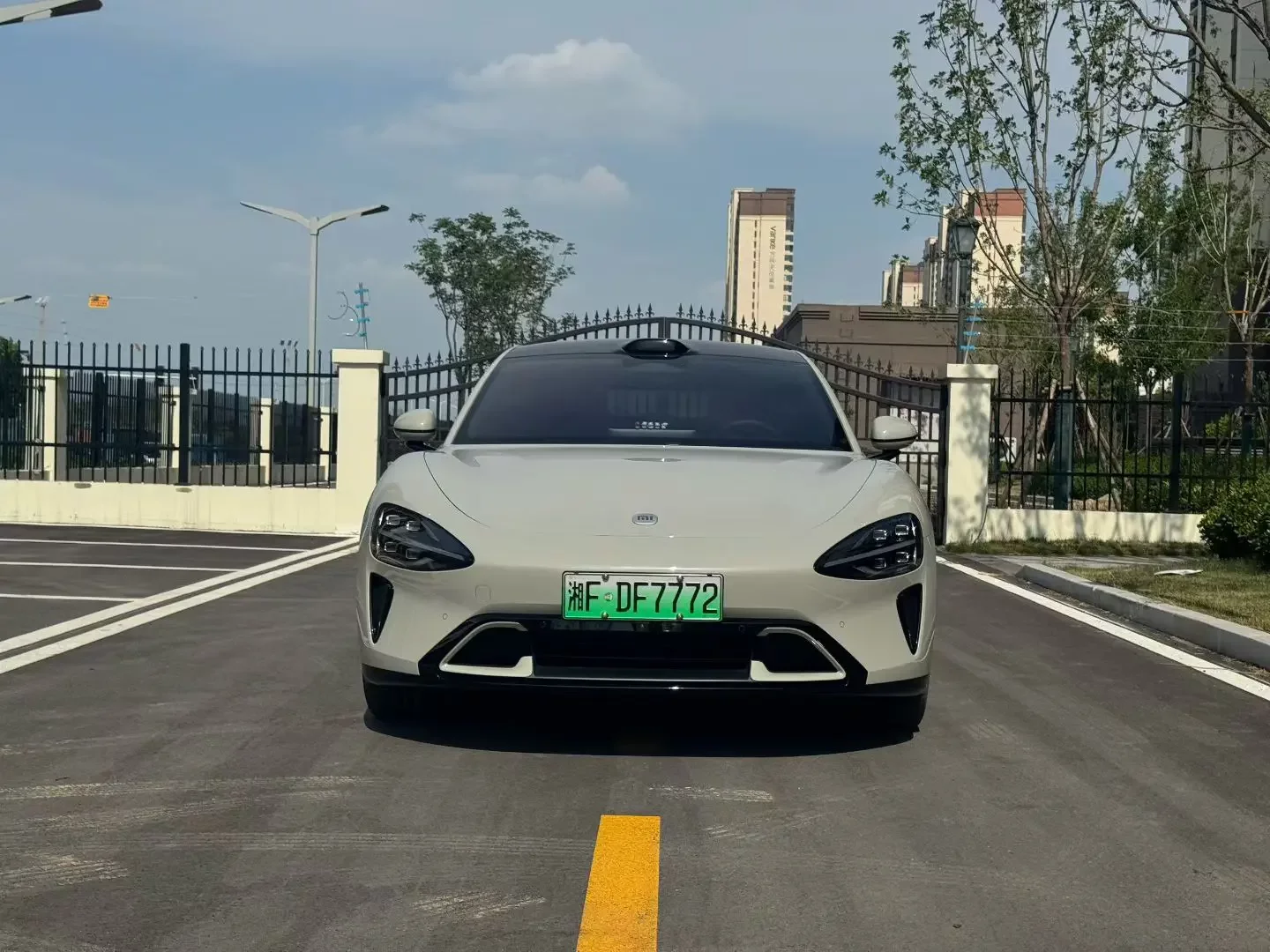 Xiaomi car Xiaomi SU7  из Китая
