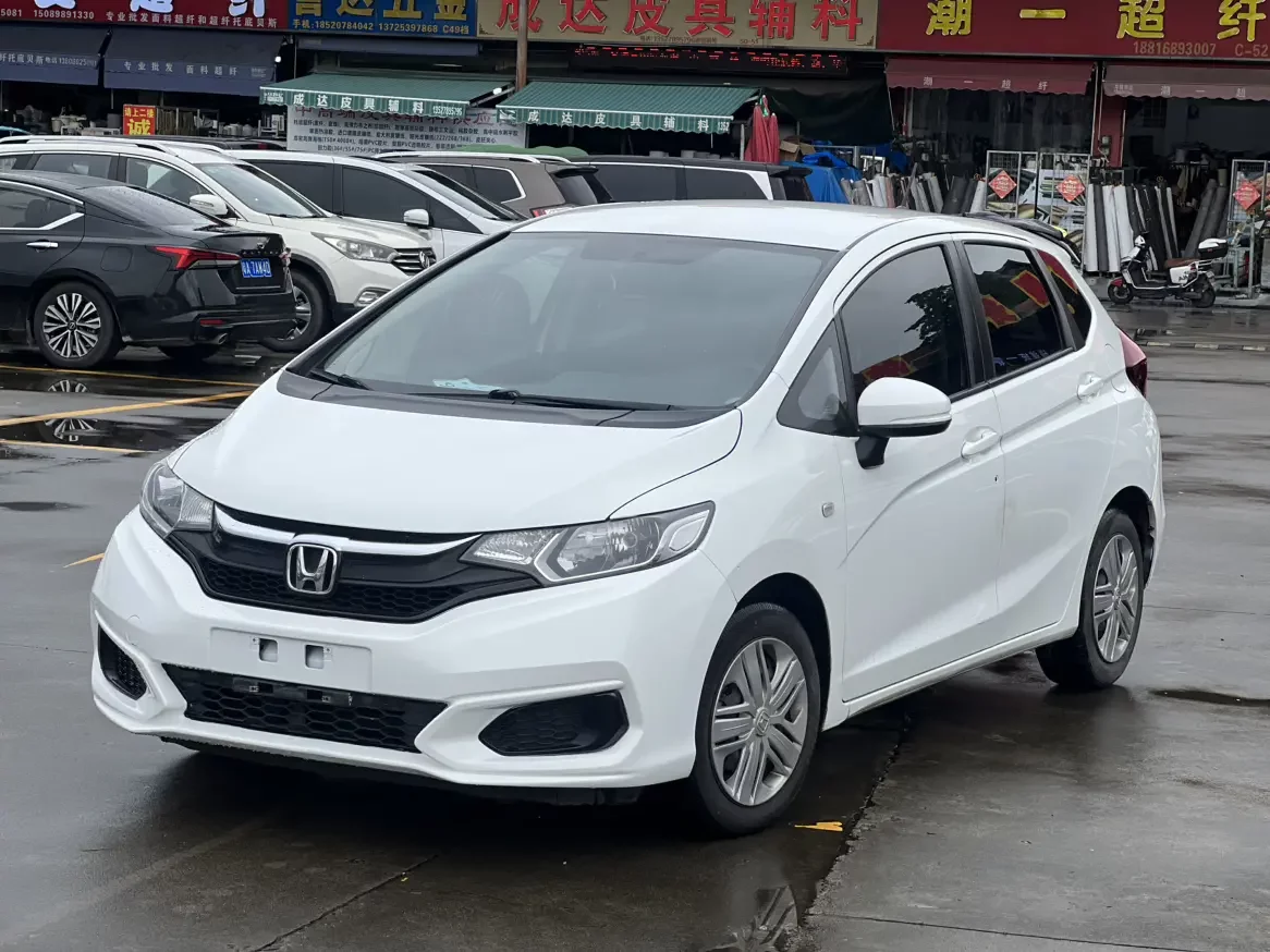 Honda Fit  из Китая