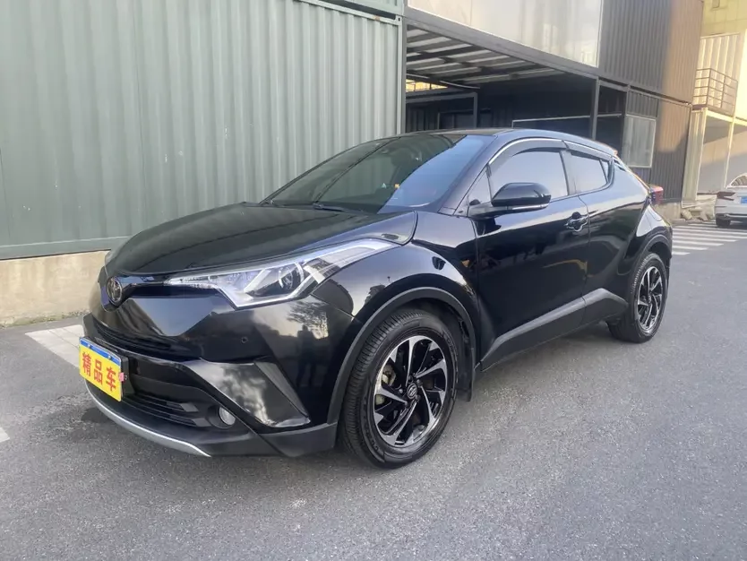 Toyota C-HR Hybrid (Yize IZOA)  из Китая