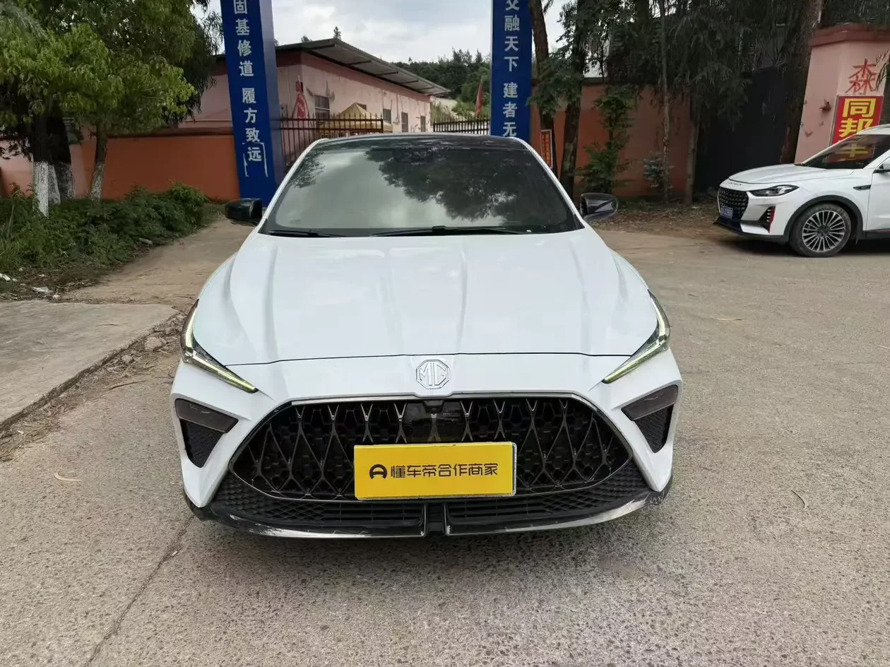 MG 5 Scorpio