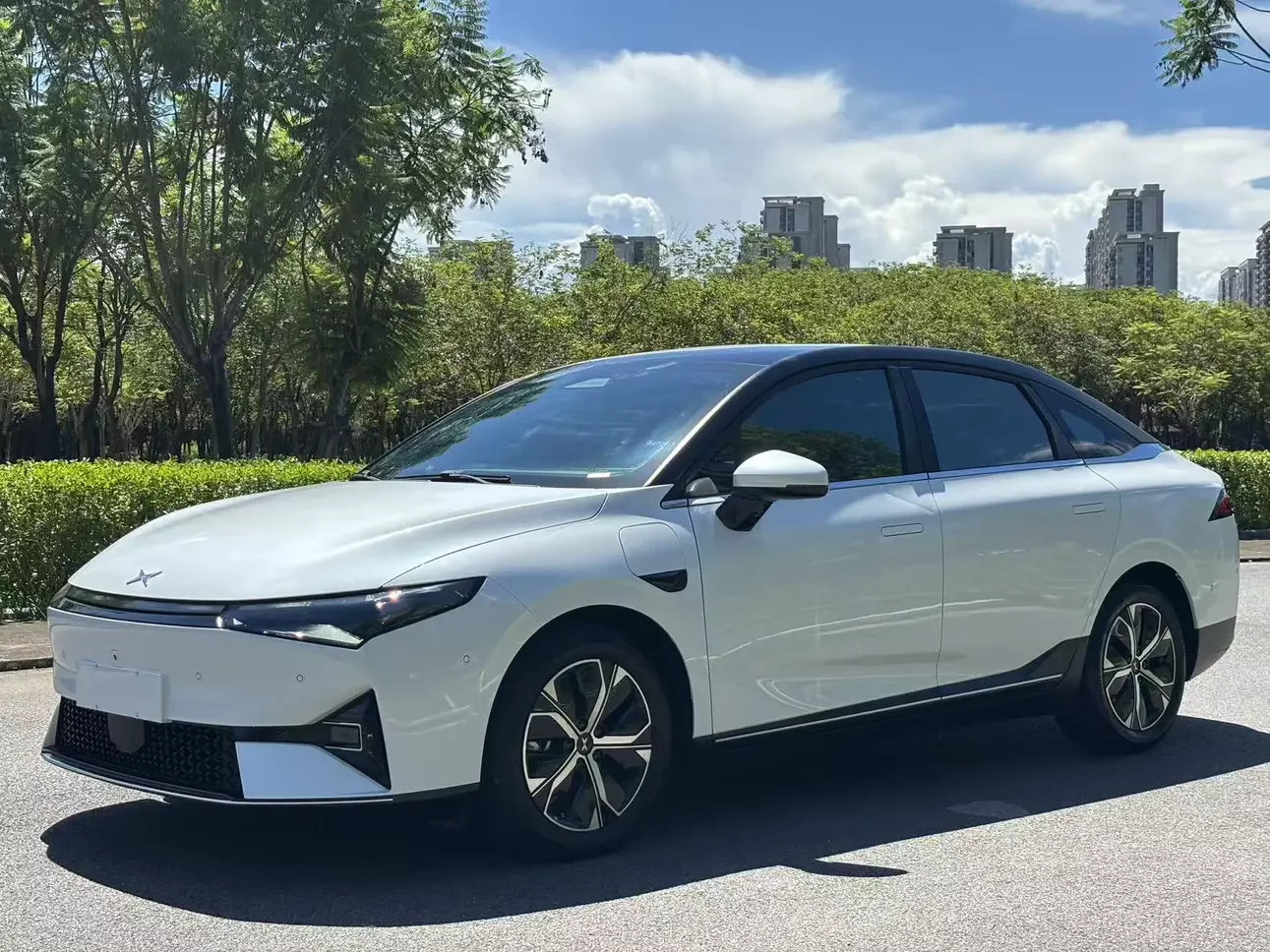 Xpeng P5