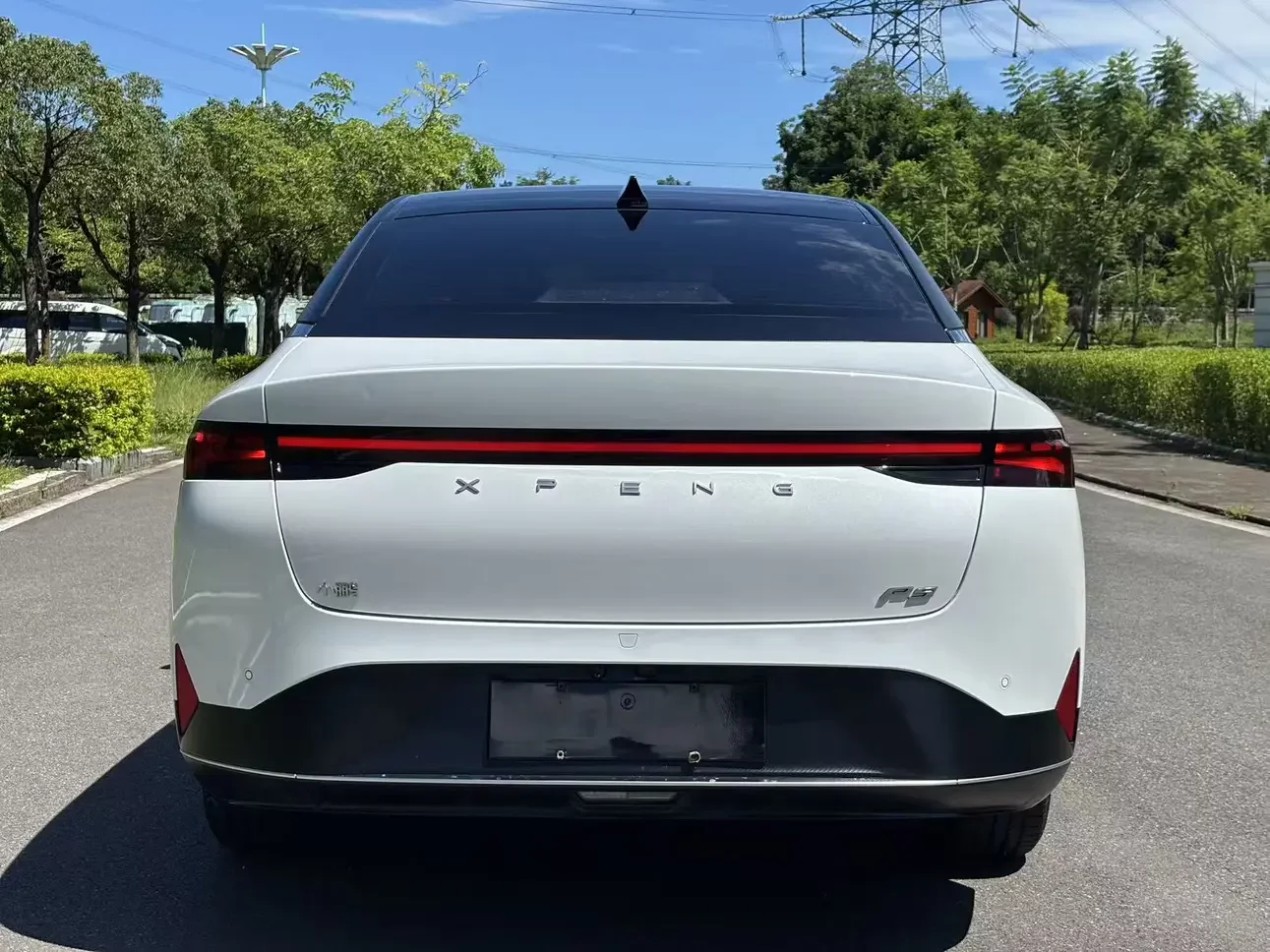 Xpeng P5