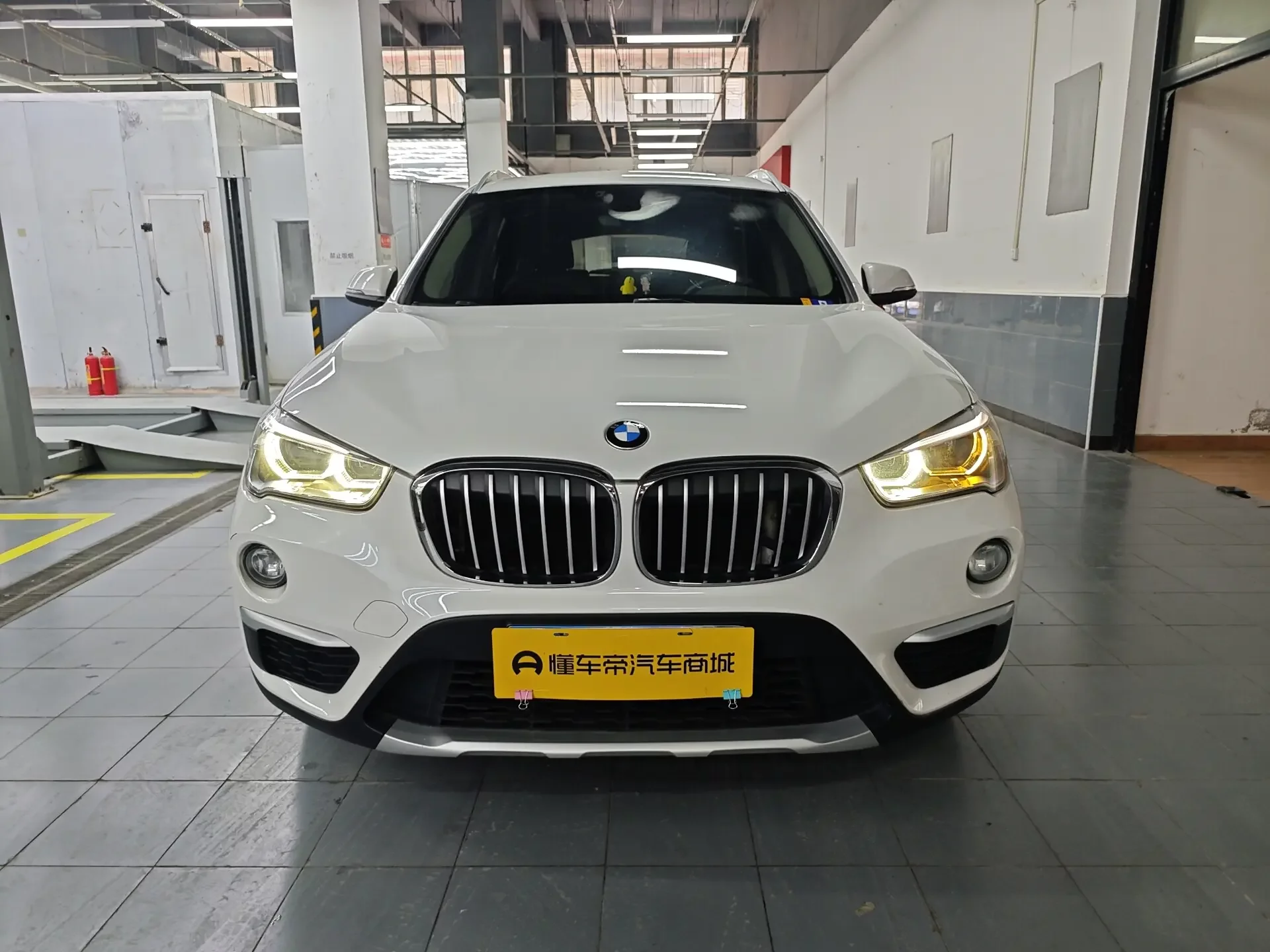 BMW X1  из Китая