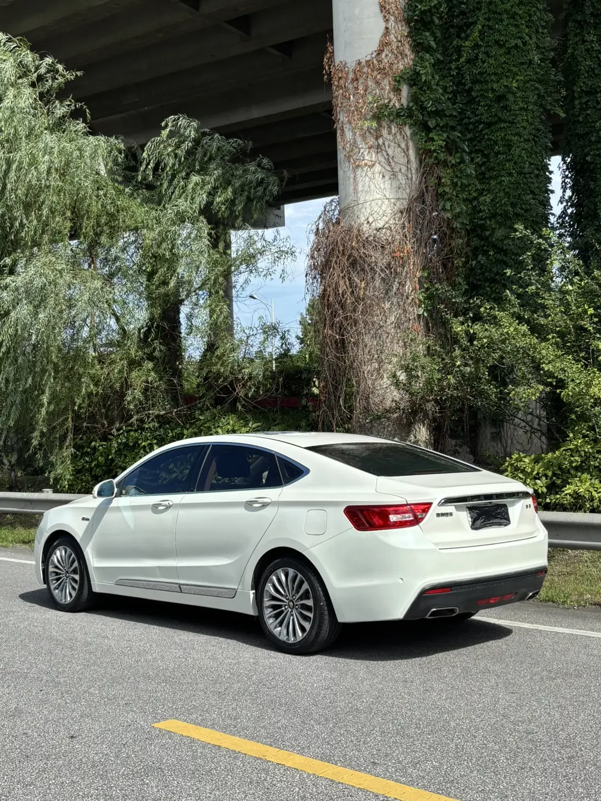 Geely Borui
