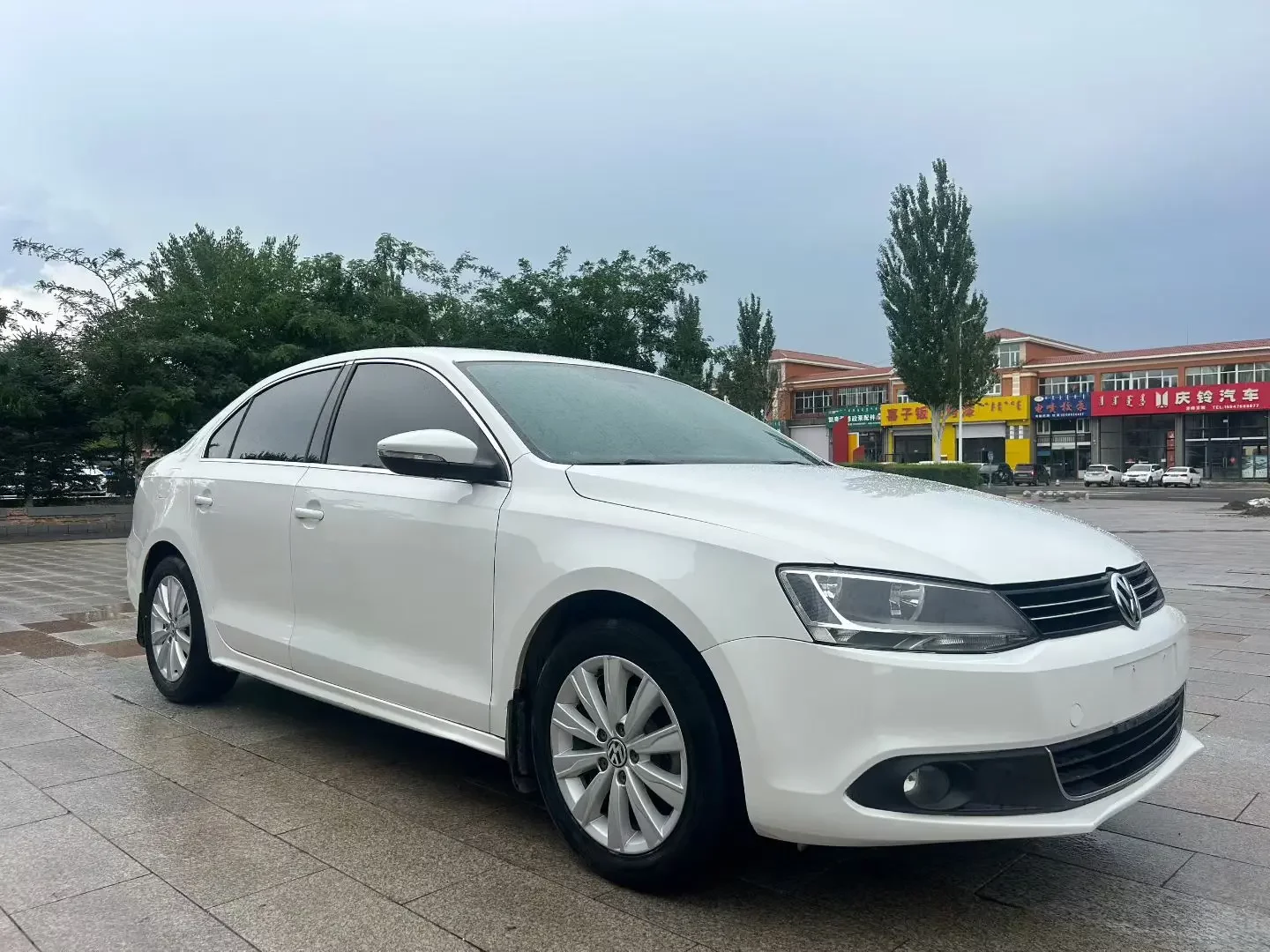 Volkswagen Sagitar
