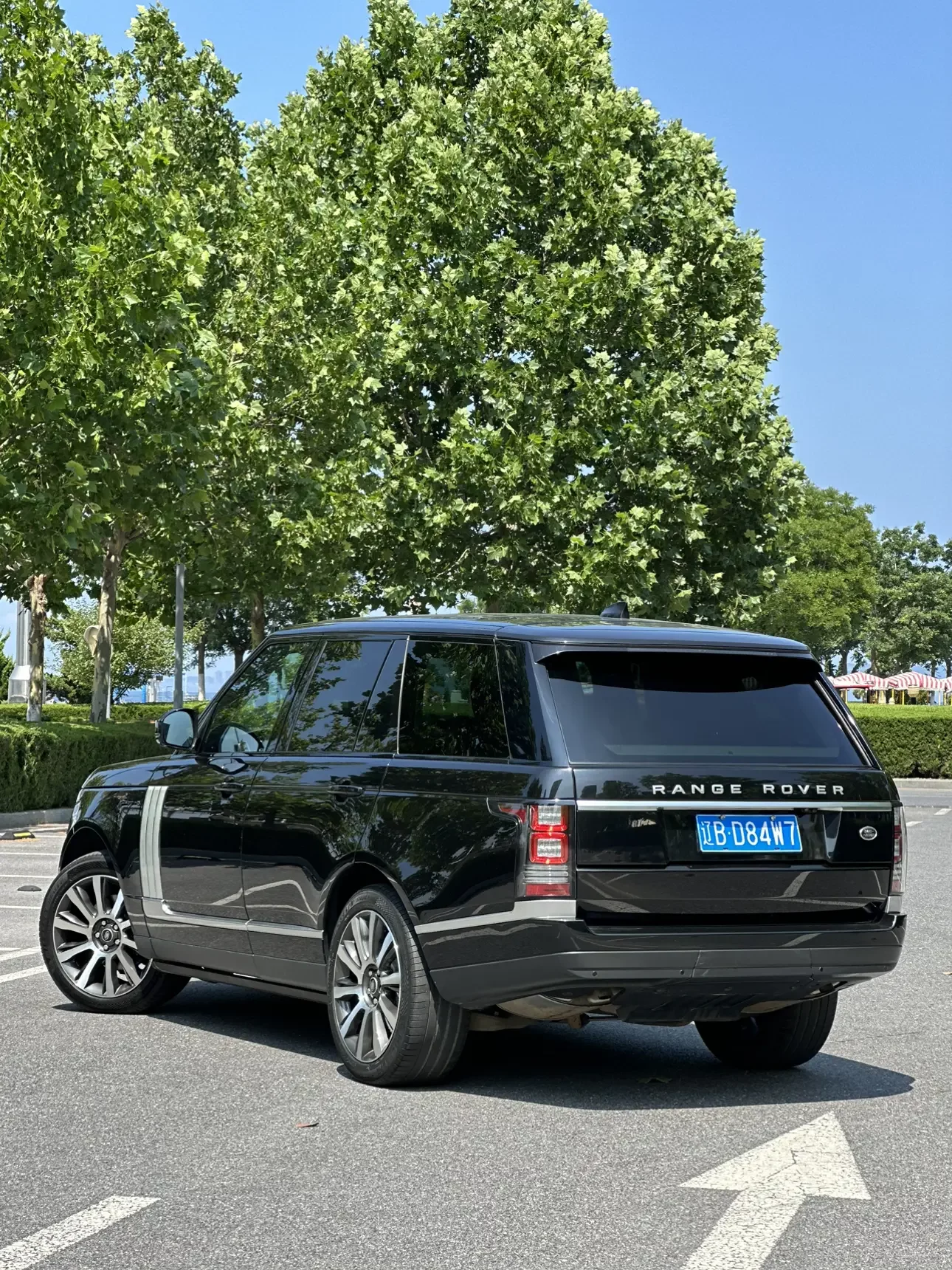 Land Rover range rover