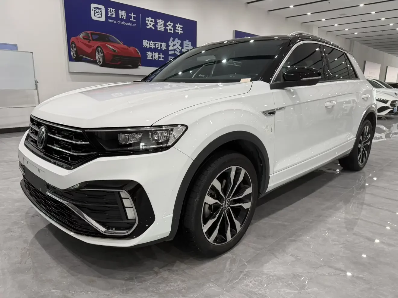 VOLKSWAGEN T-ROC