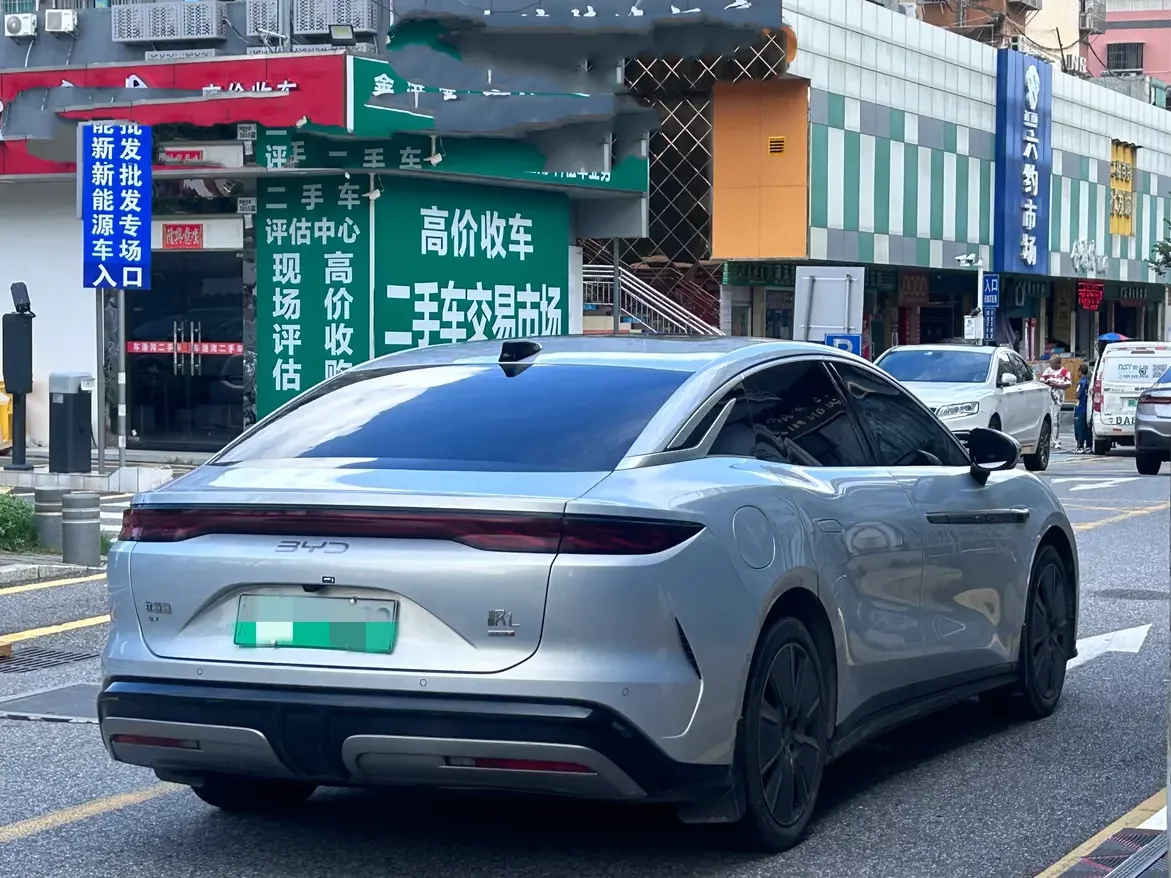 BYD Han L EV