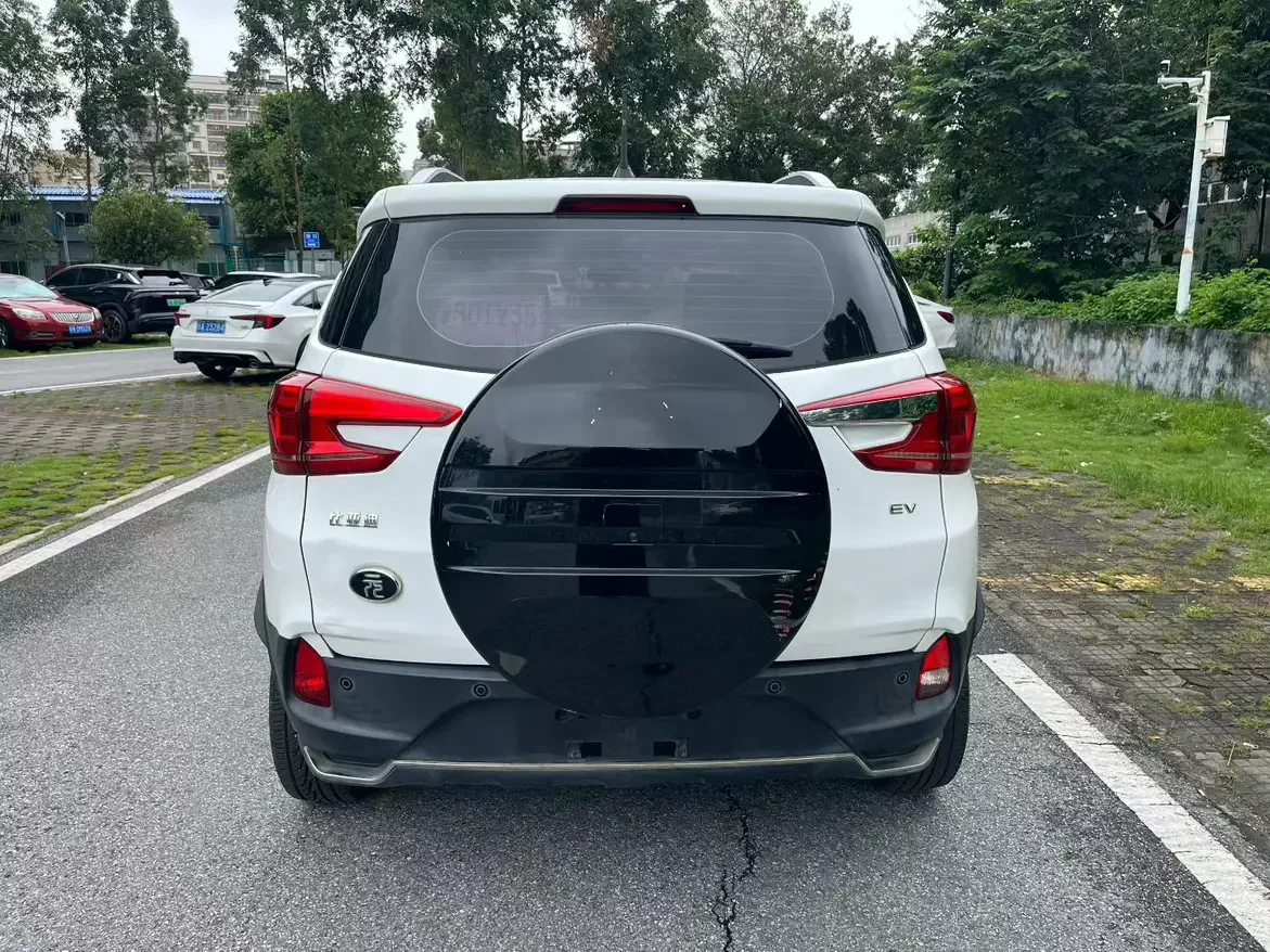 BYD Yuan EV