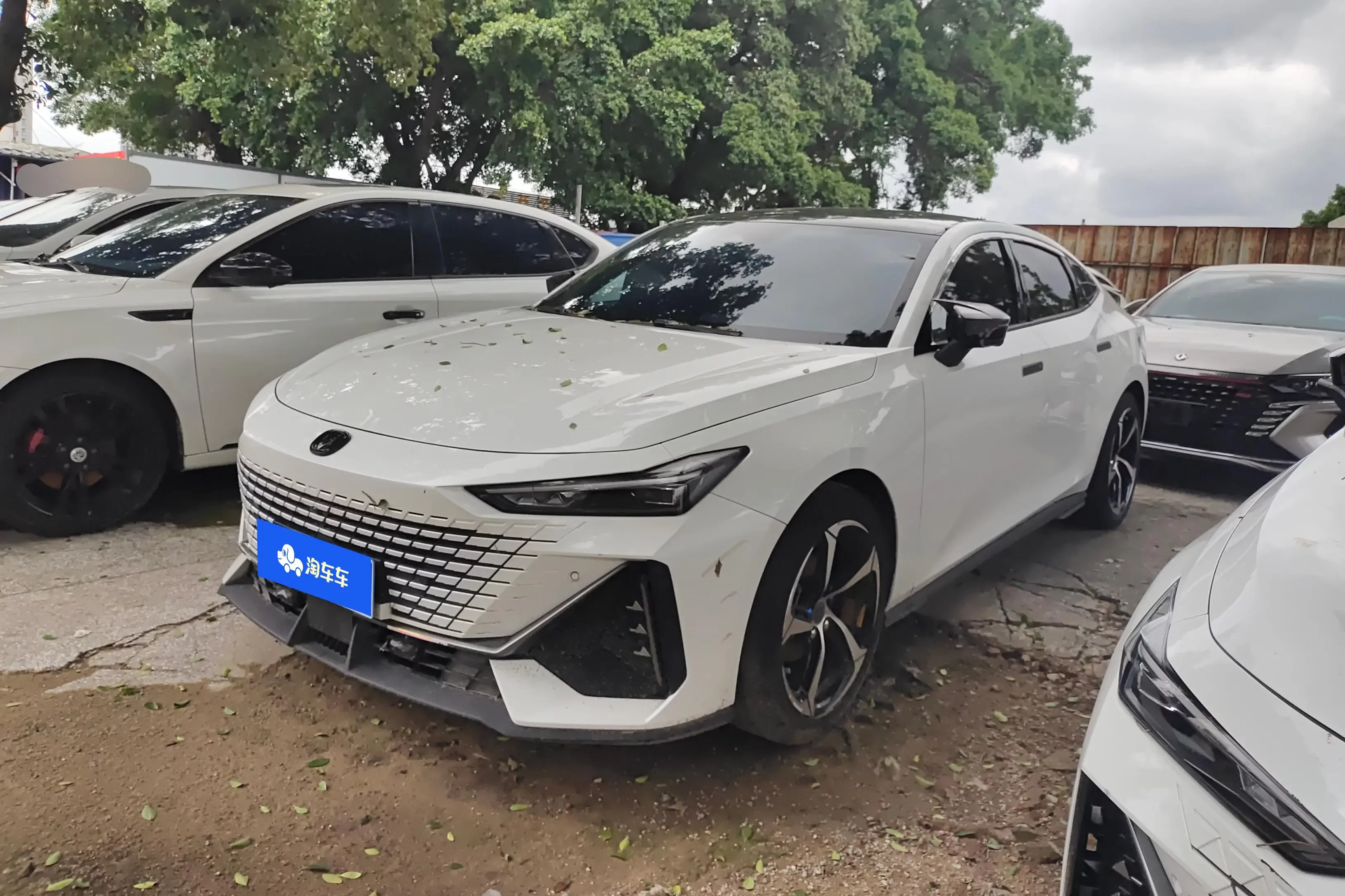 Changan UNI-V
