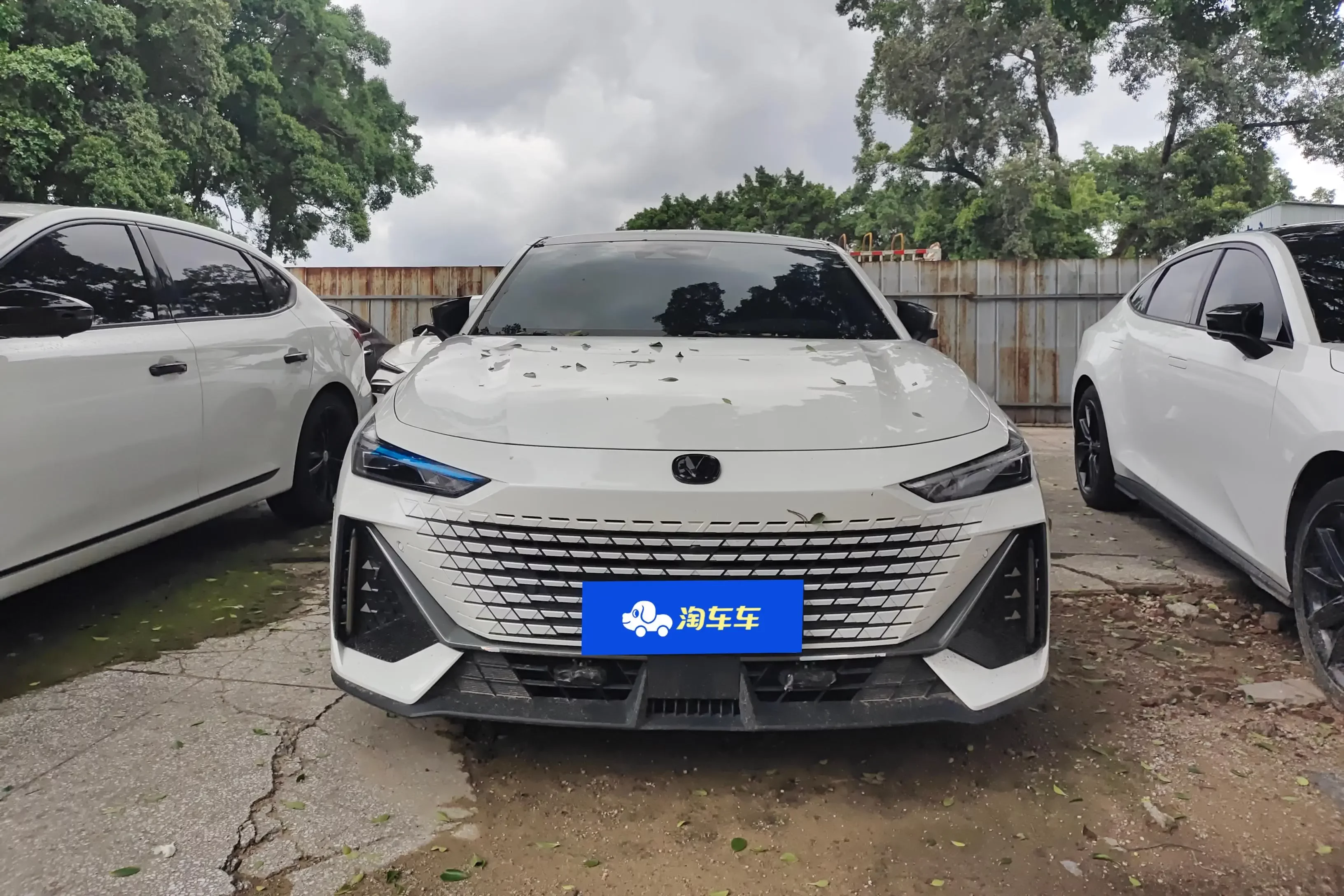 Changan UNI-V