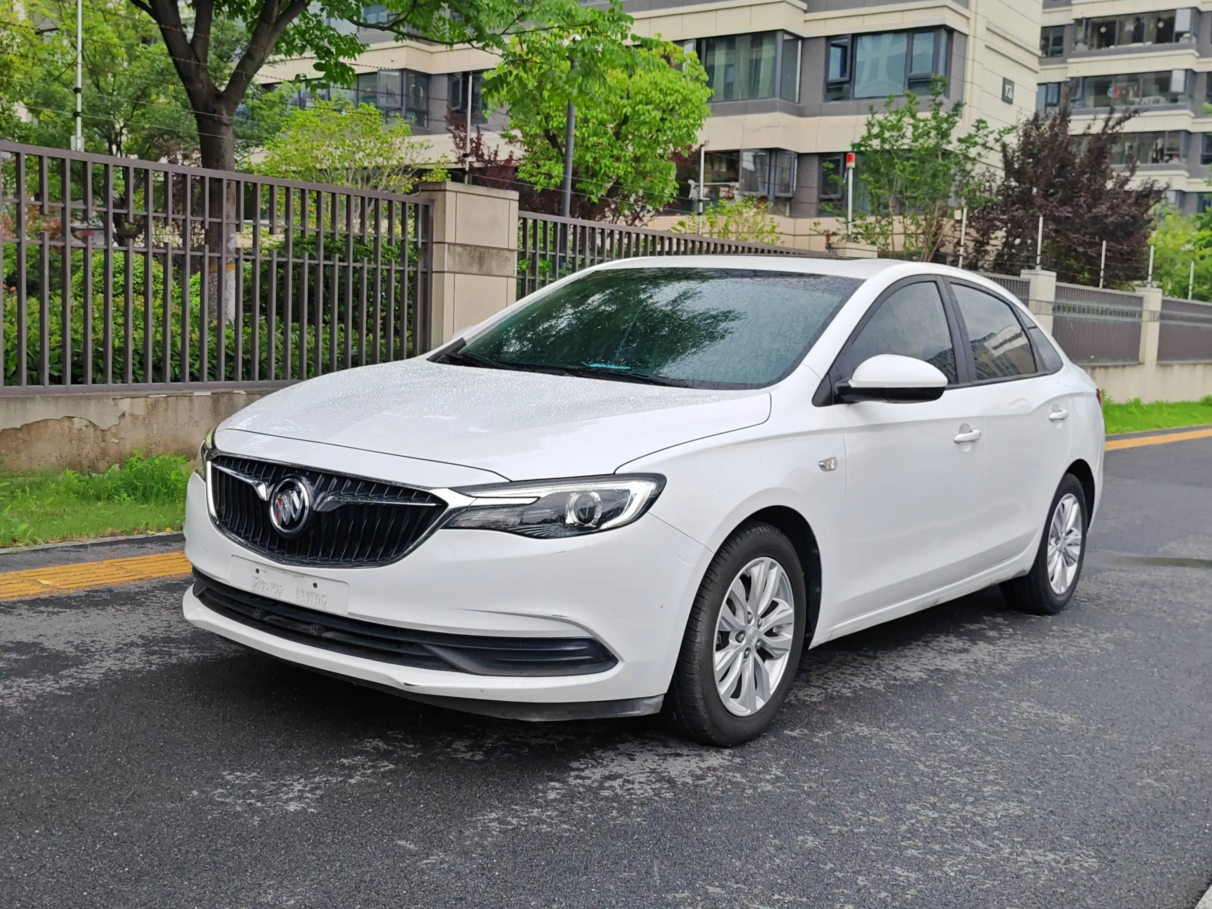 Buick Yinglang