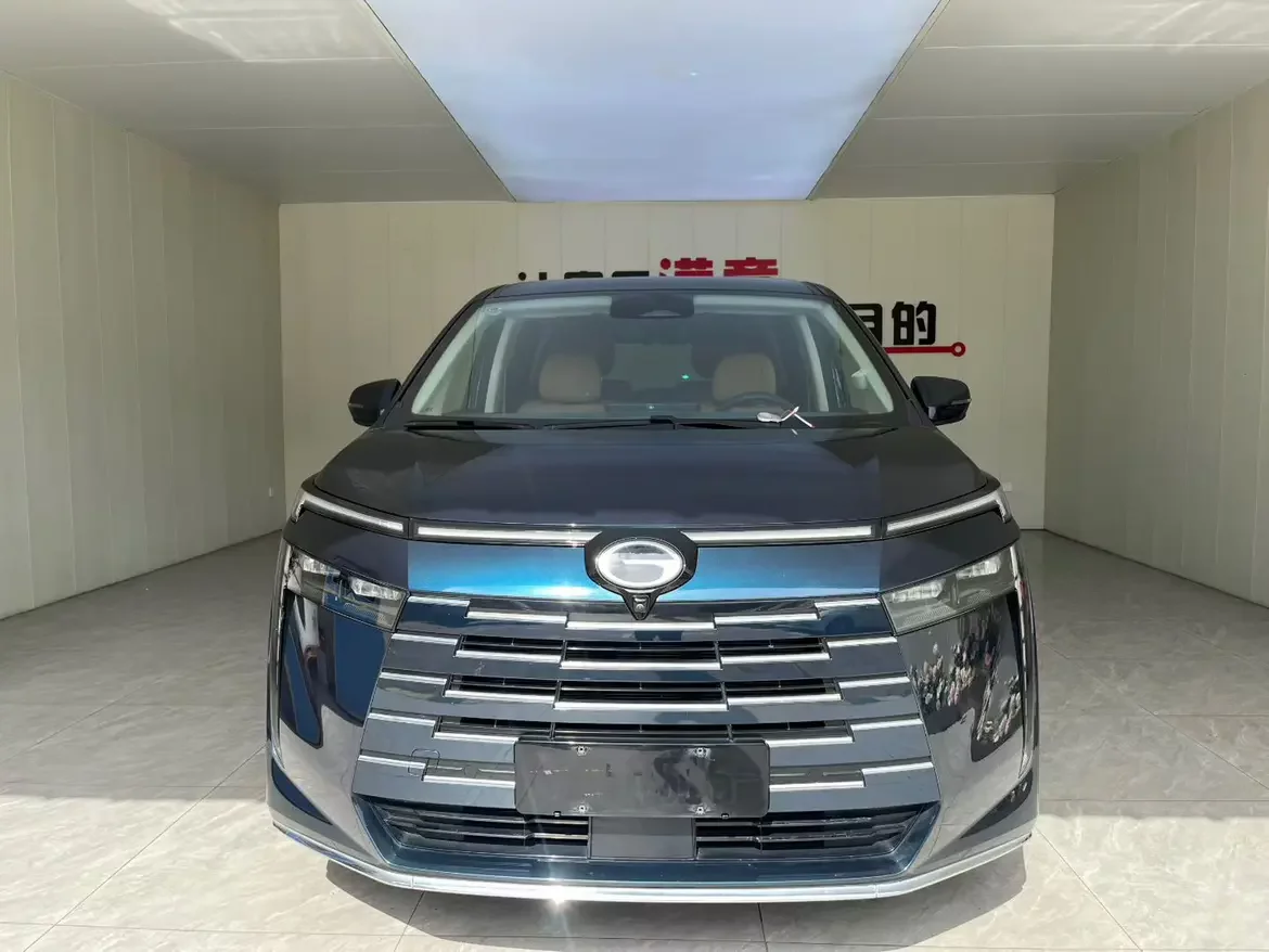 GAC Trumpchi E8 PHEV