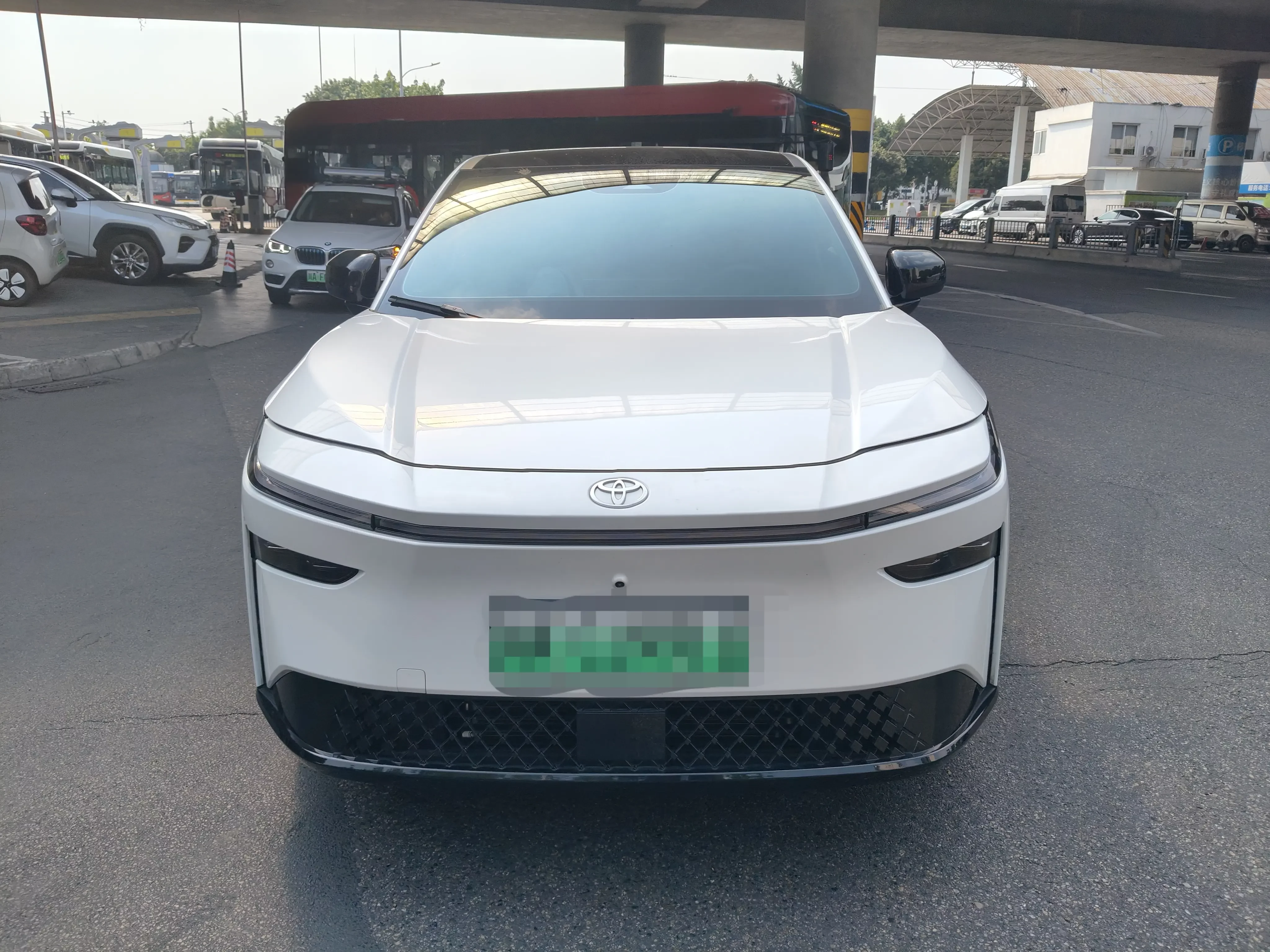 Toyota Bozhi 3X  из Китая