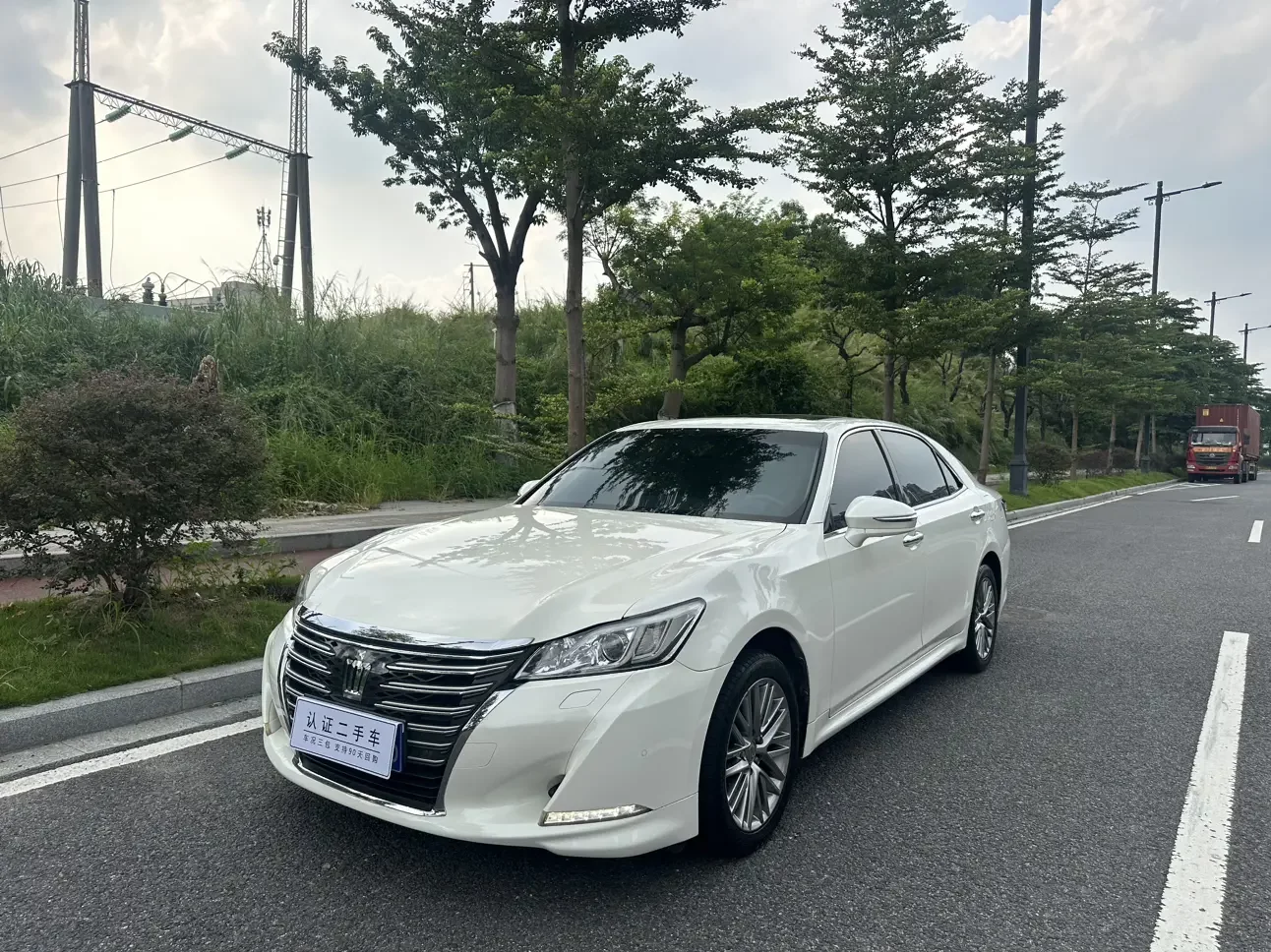 Toyota crown