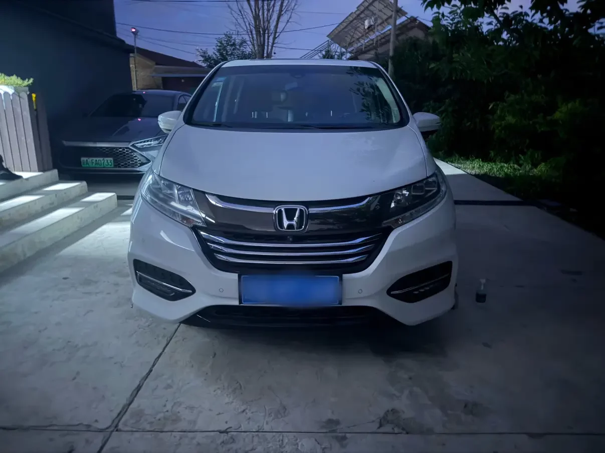 Honda Odyssey  из Китая
