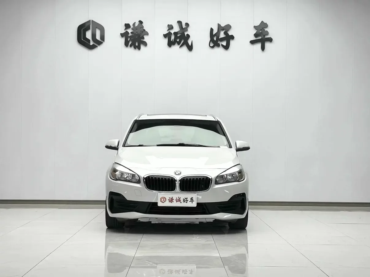BMW 2 Series Active Tourer  из Китая
