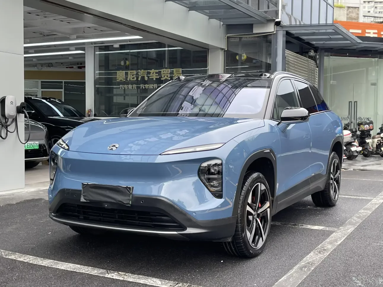 NIO ES7  из Китая