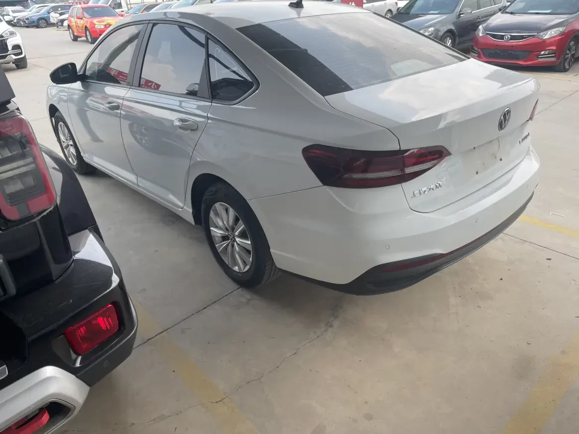 Volkswagen Lavida