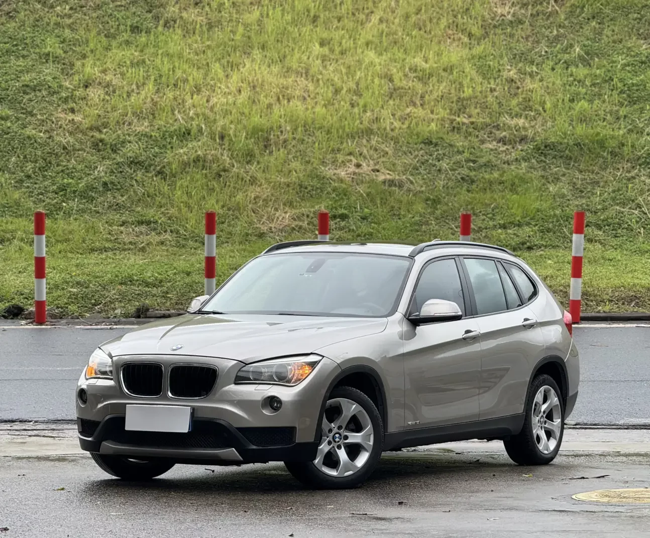 BMW X1  из Китая
