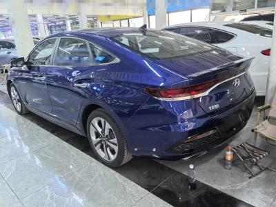 Hyundai Lafesta