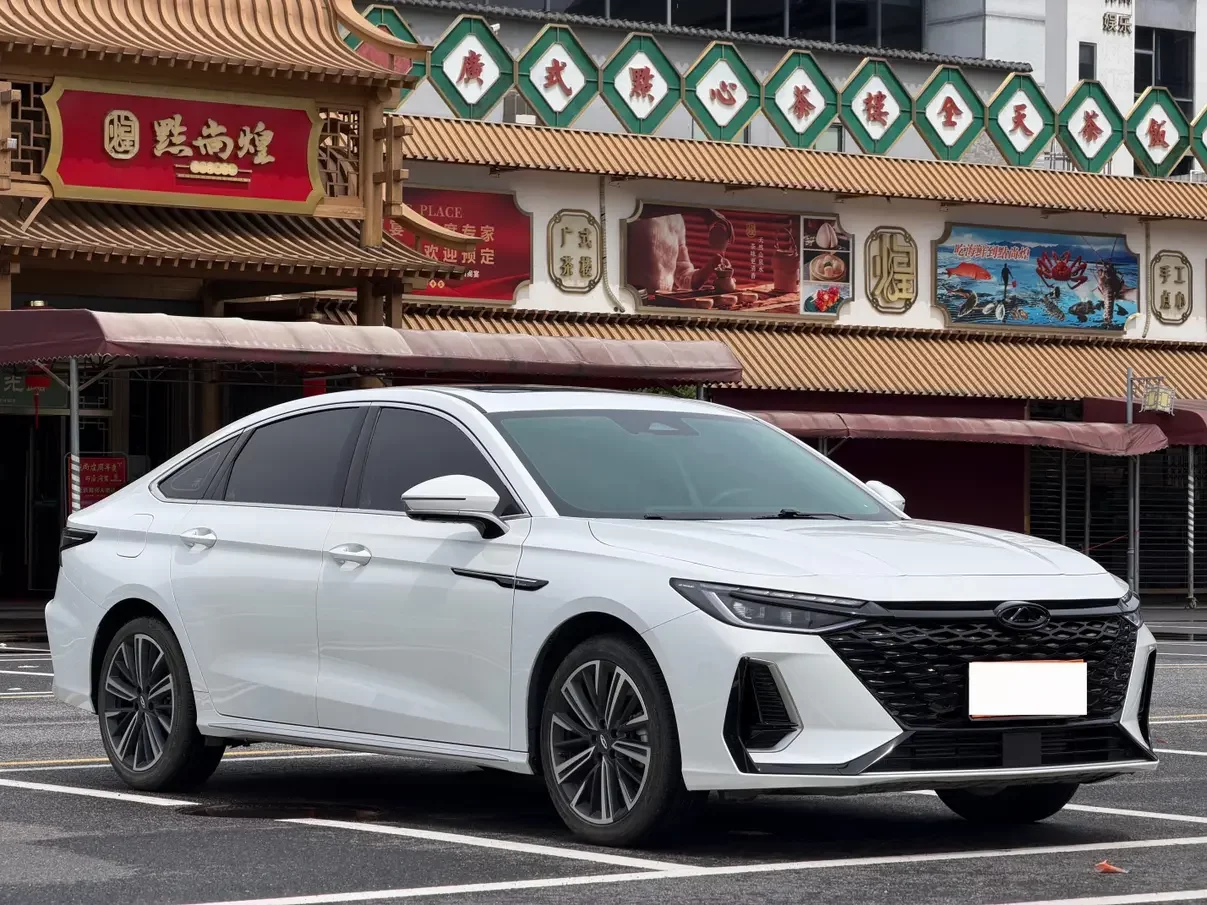 Chery Arrizo 8