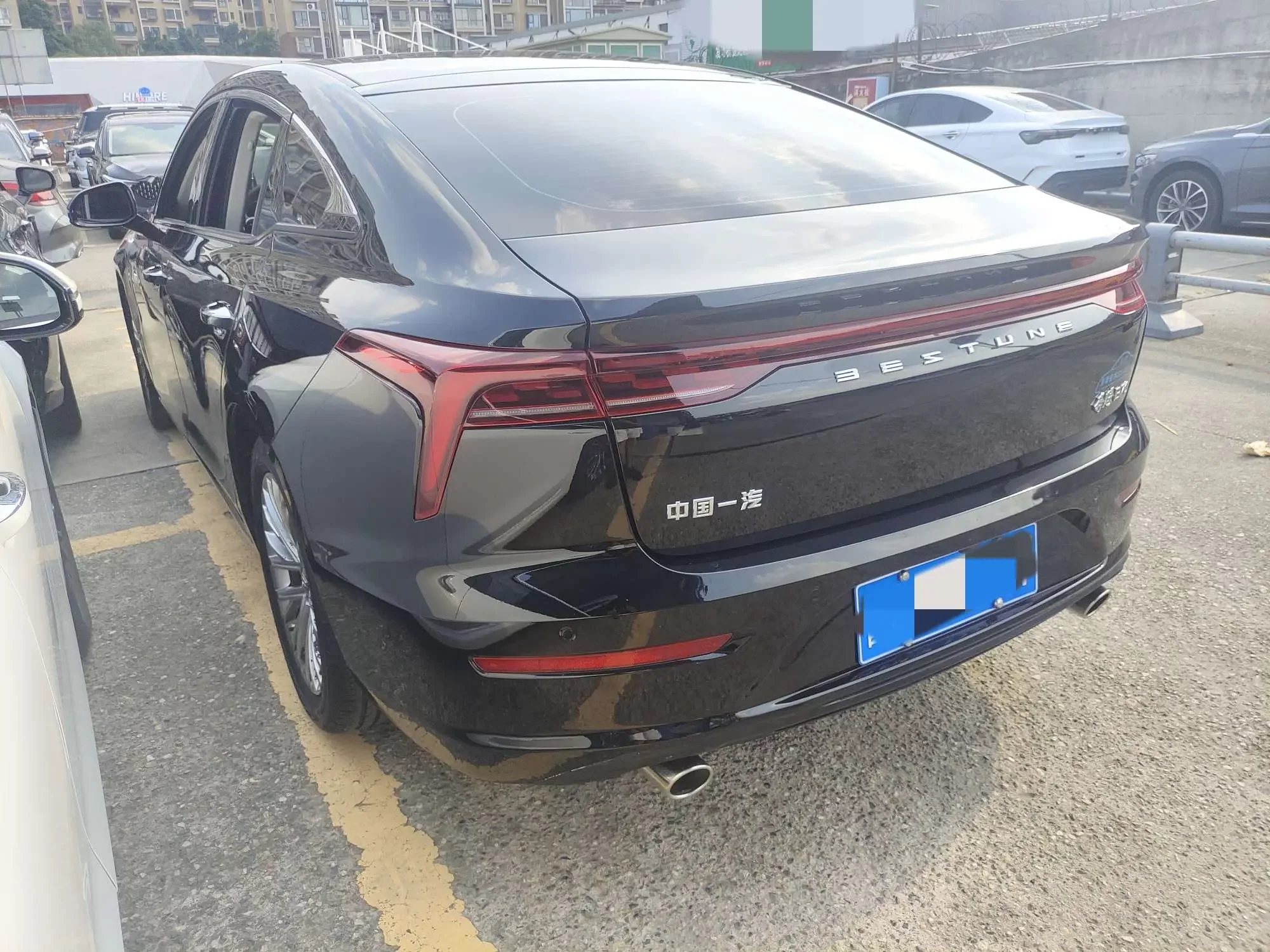 FAW Bestune B70