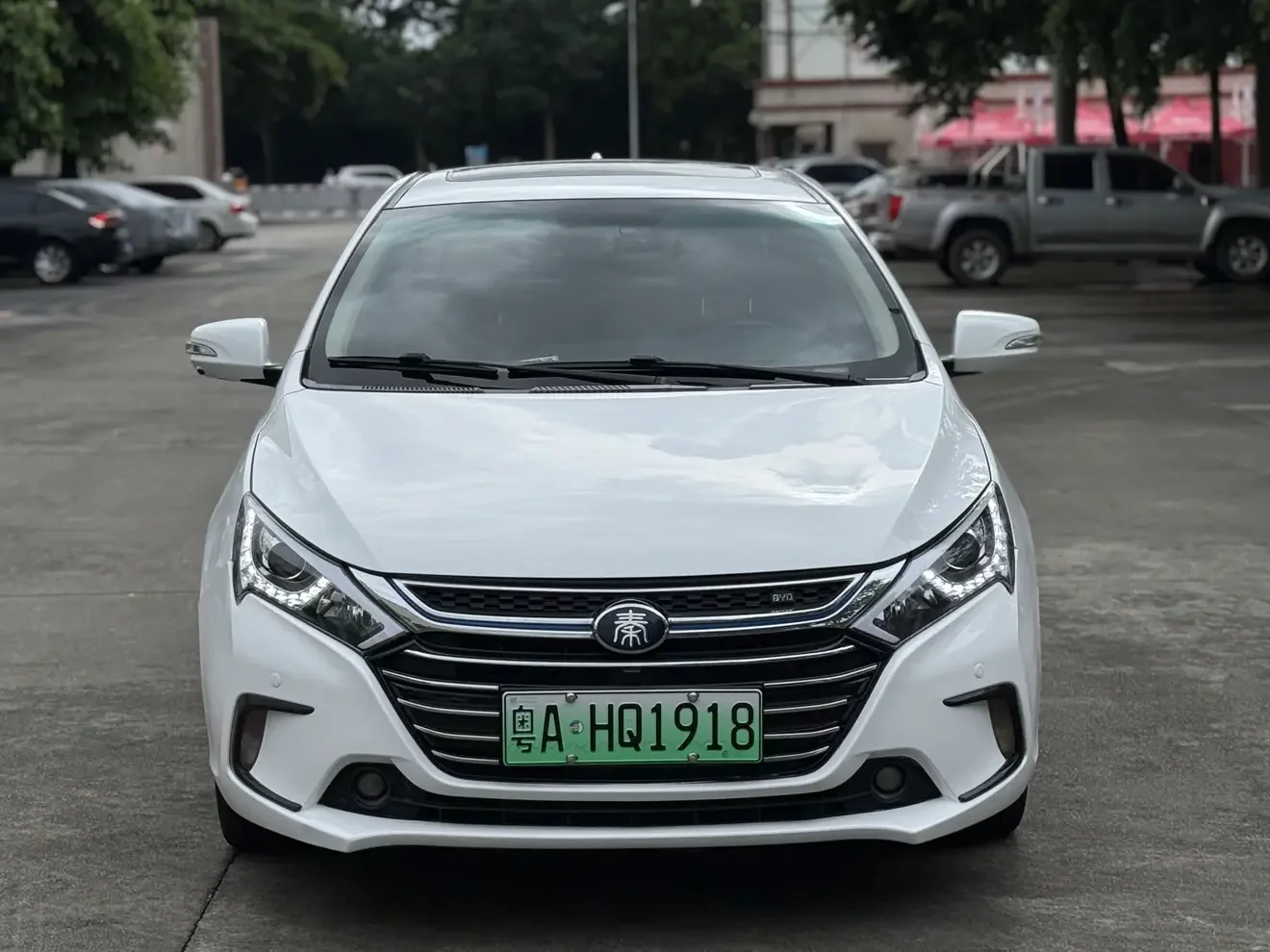 BYD Qin DM  из Китая