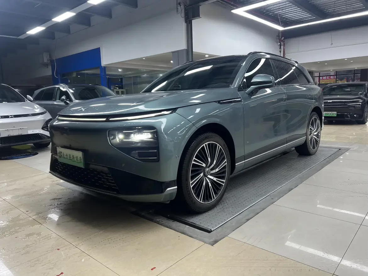 Xpeng G9