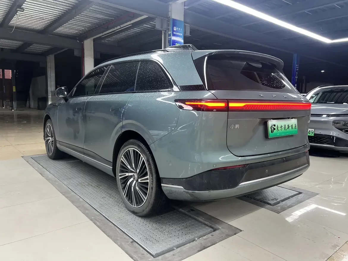 Xpeng G9