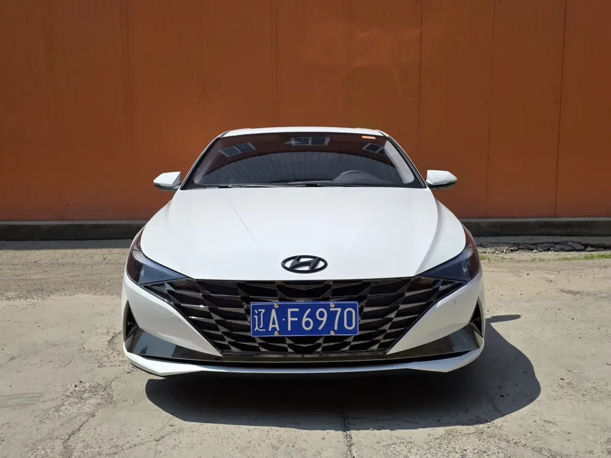 Hyundai Elantra  из Китая