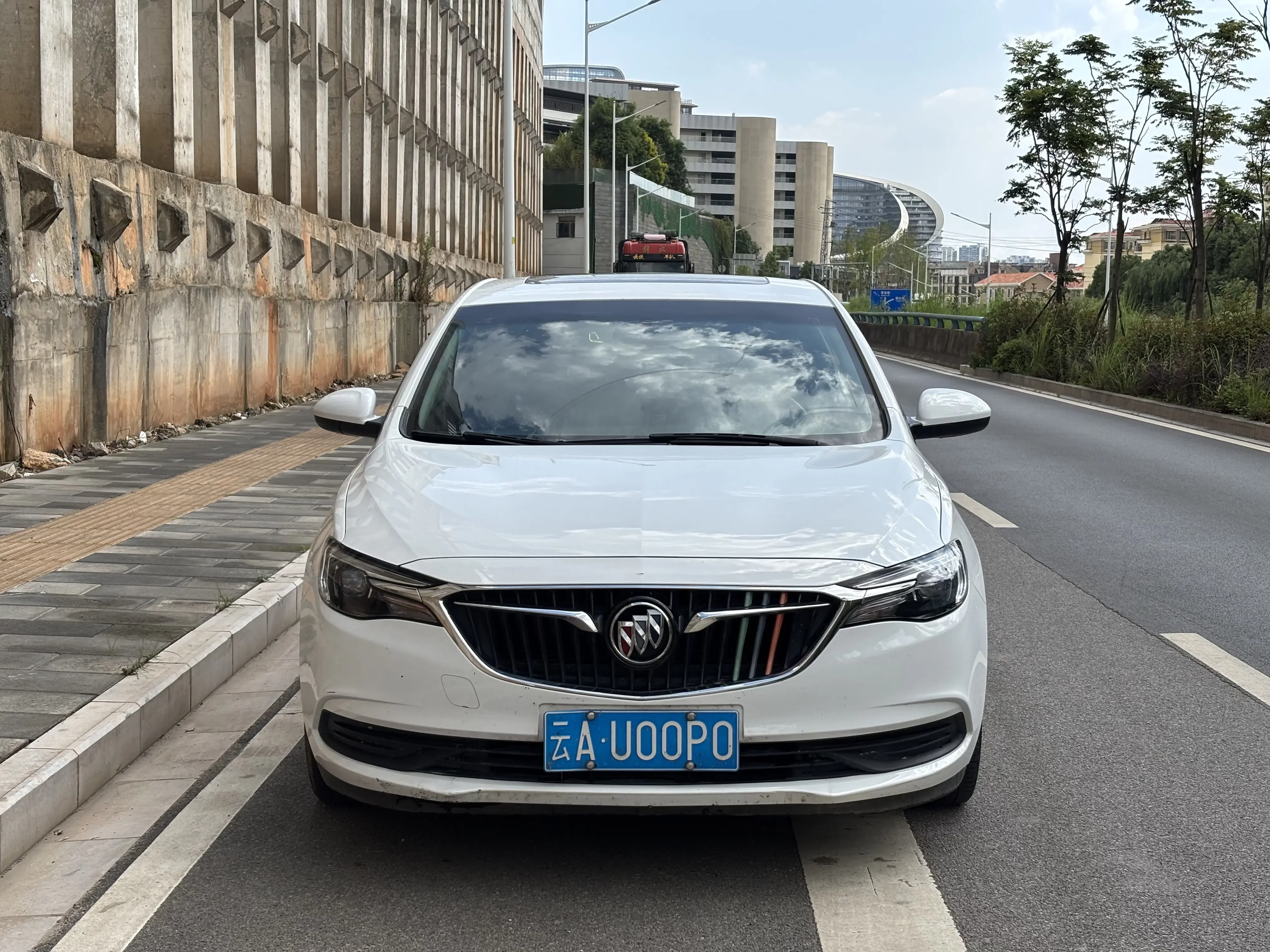 Buick Yinglang