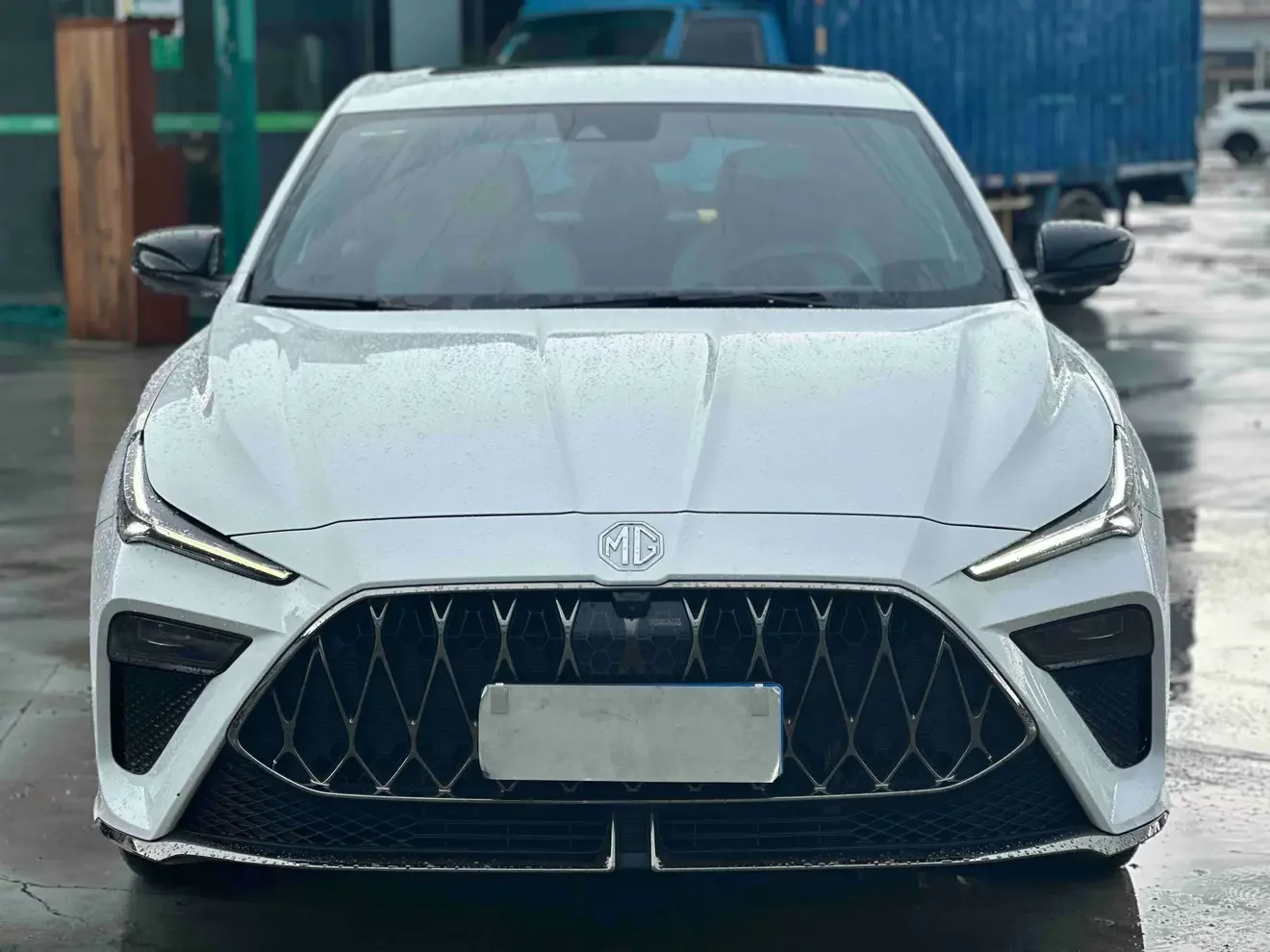 MG 5 Scorpio