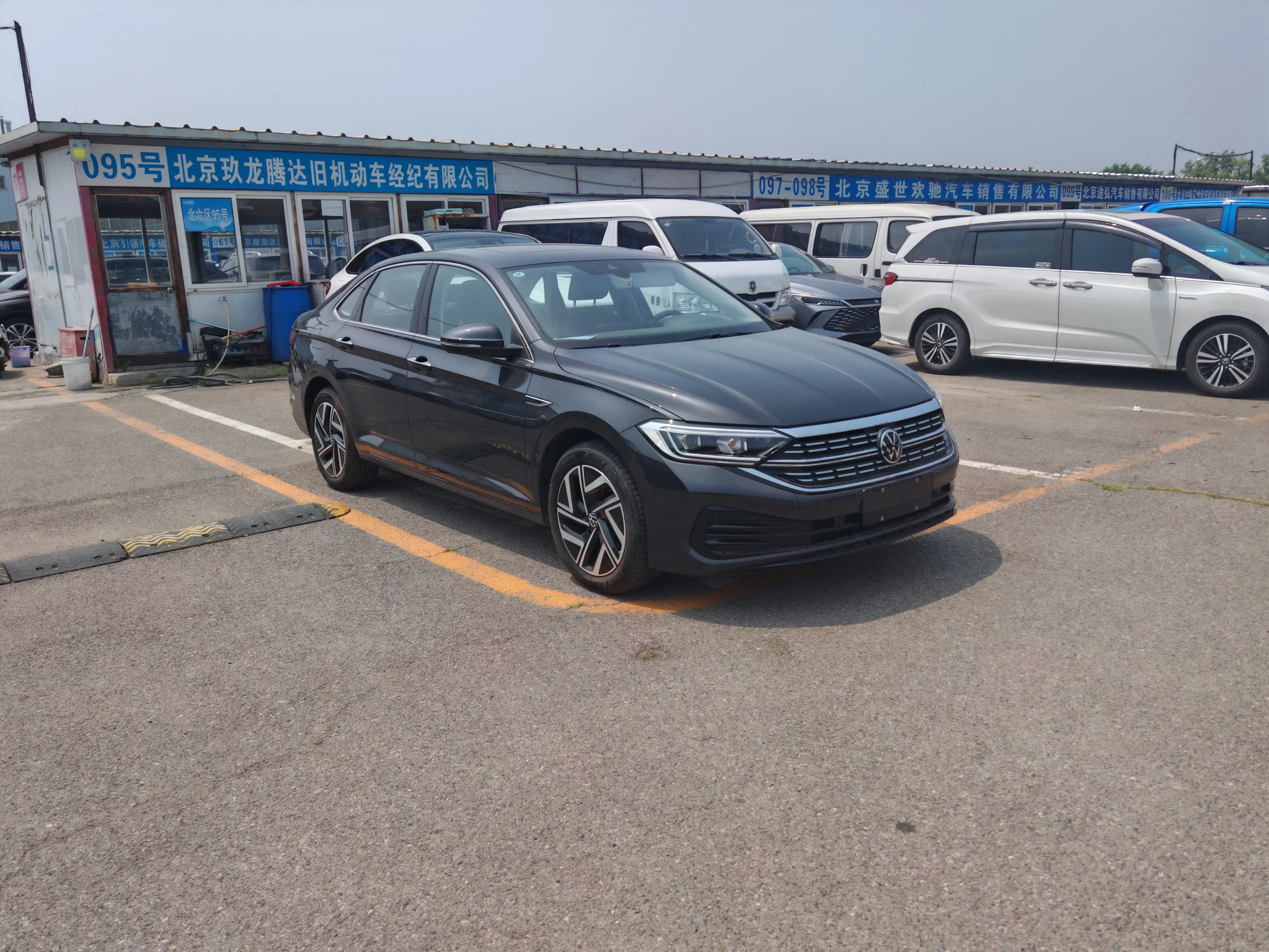 Volkswagen Sagitar