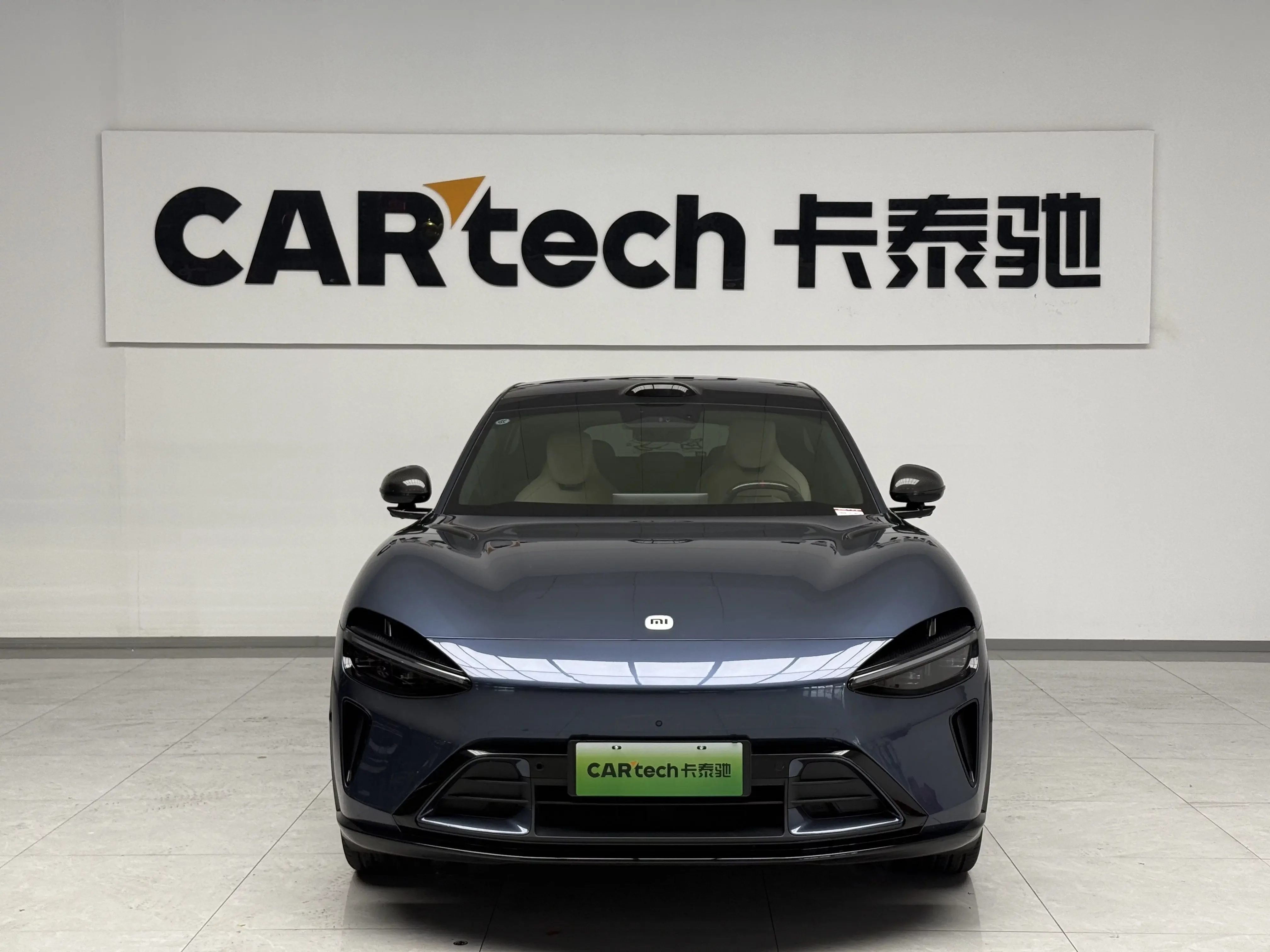 Xiaomi car Xiaomi YU7  из Китая