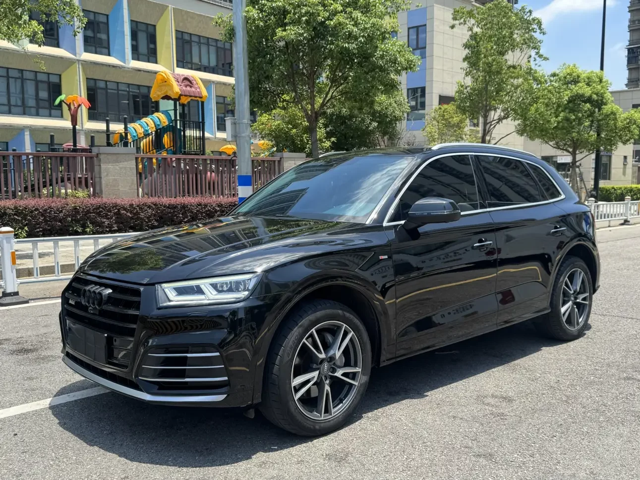 Audi Q5L Sportback